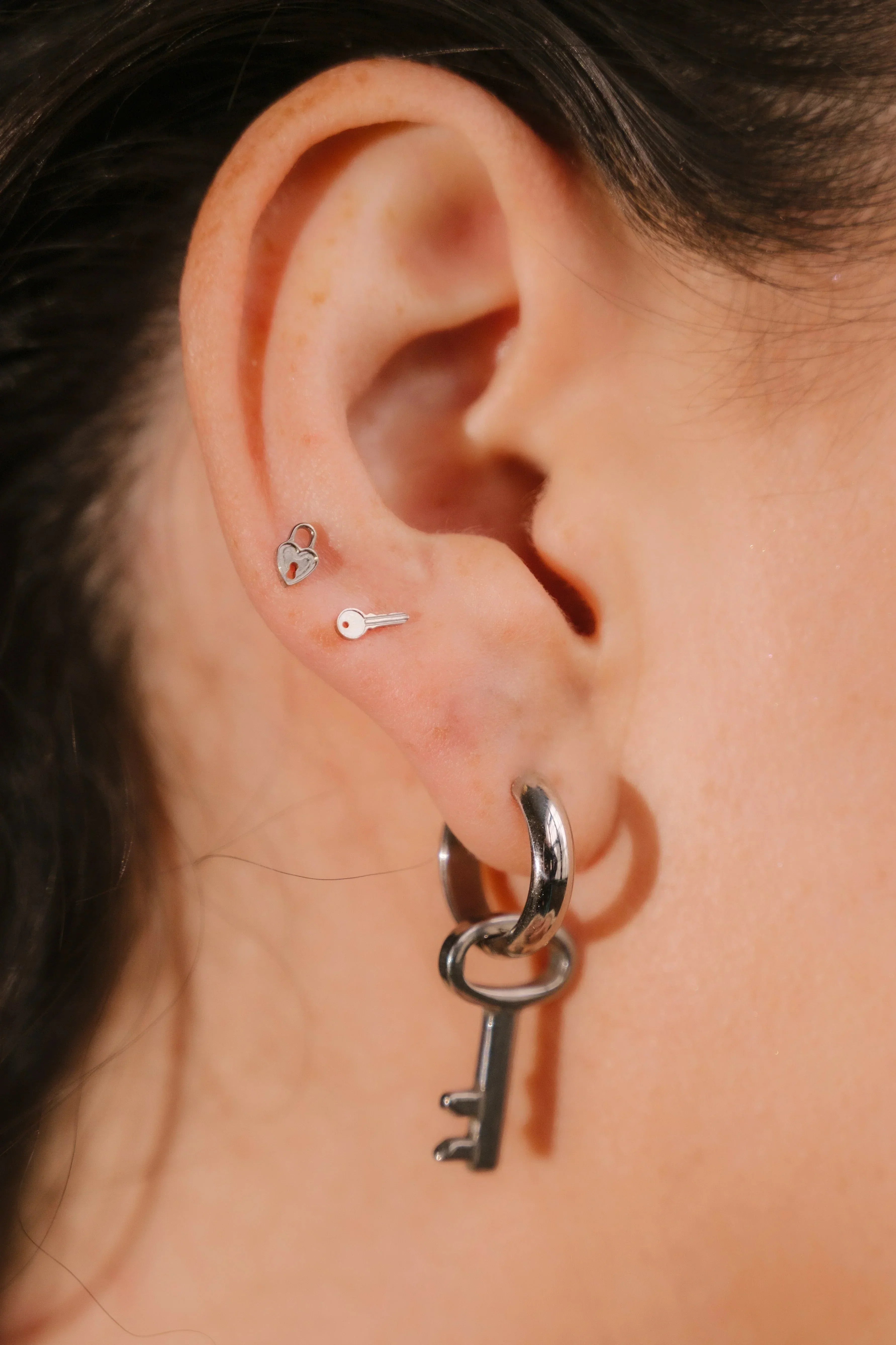 Heart Lock Flat Back Stud