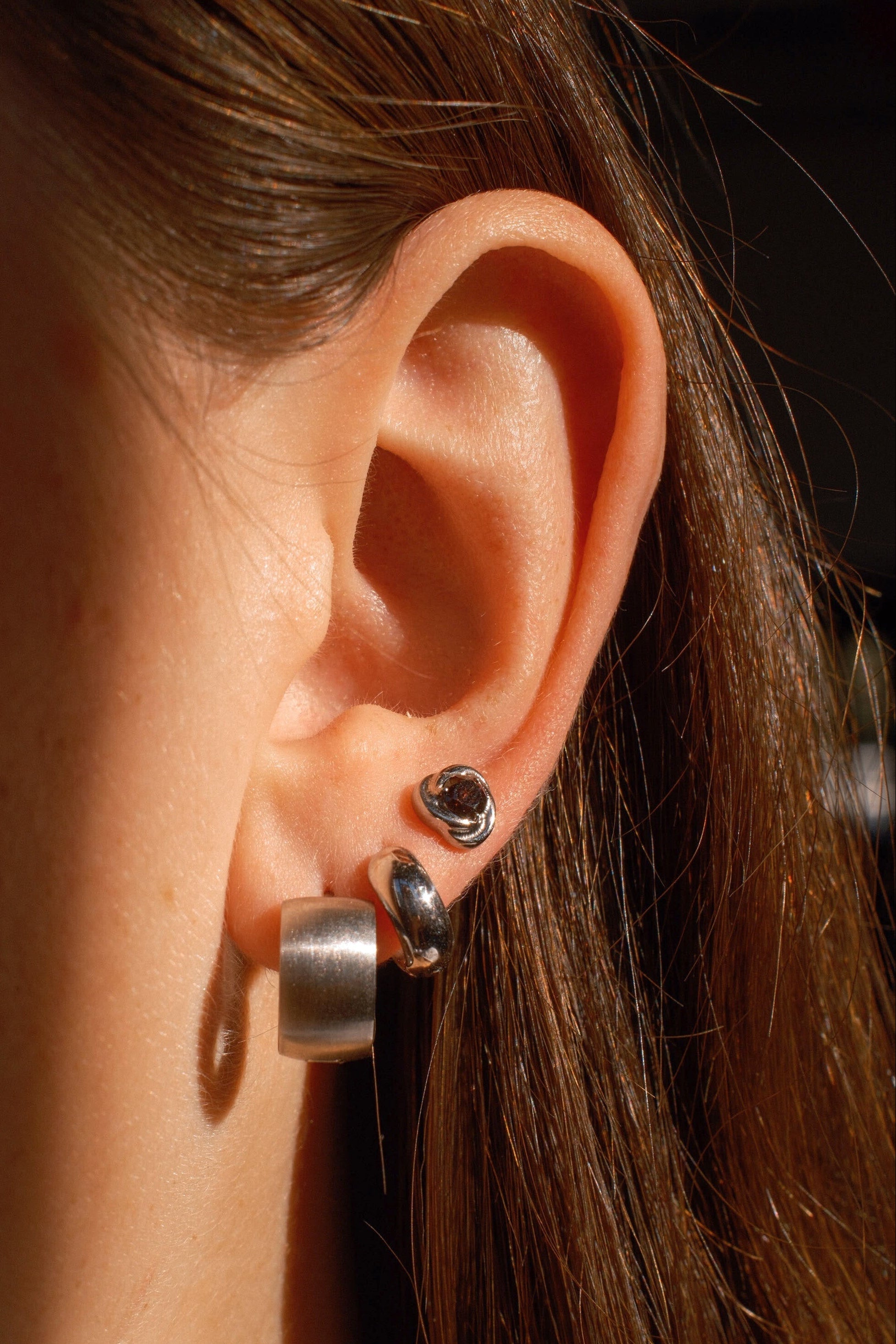 Brooch Flat Back Stud - Coffee