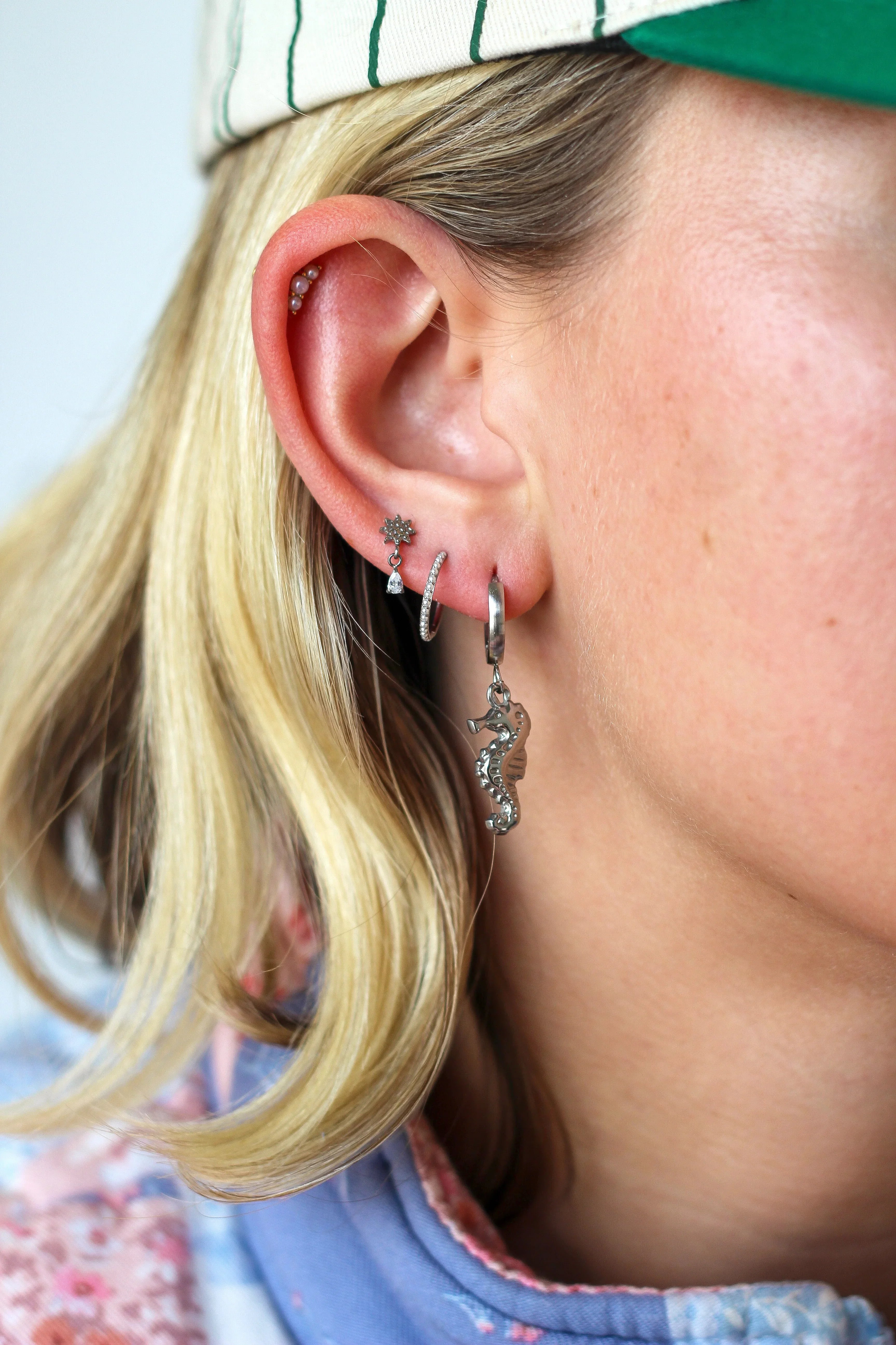 Sunburst Flat Back Stud