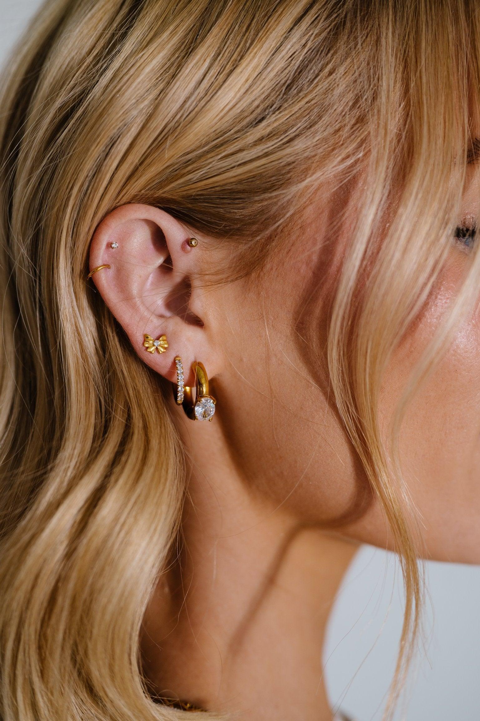 Sweetheart Bow Flat Back Stud