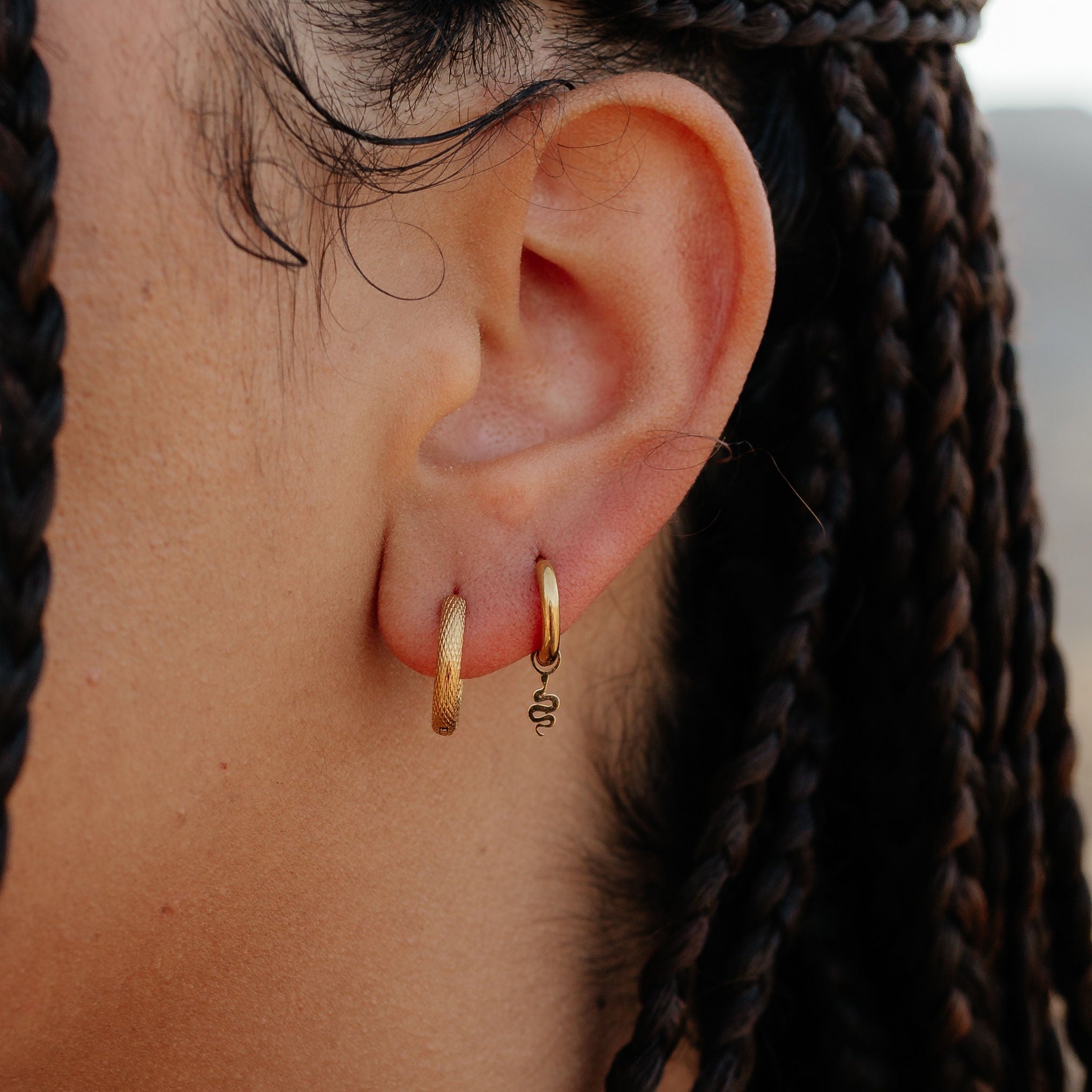 Earring that won't turn green - Cords Club