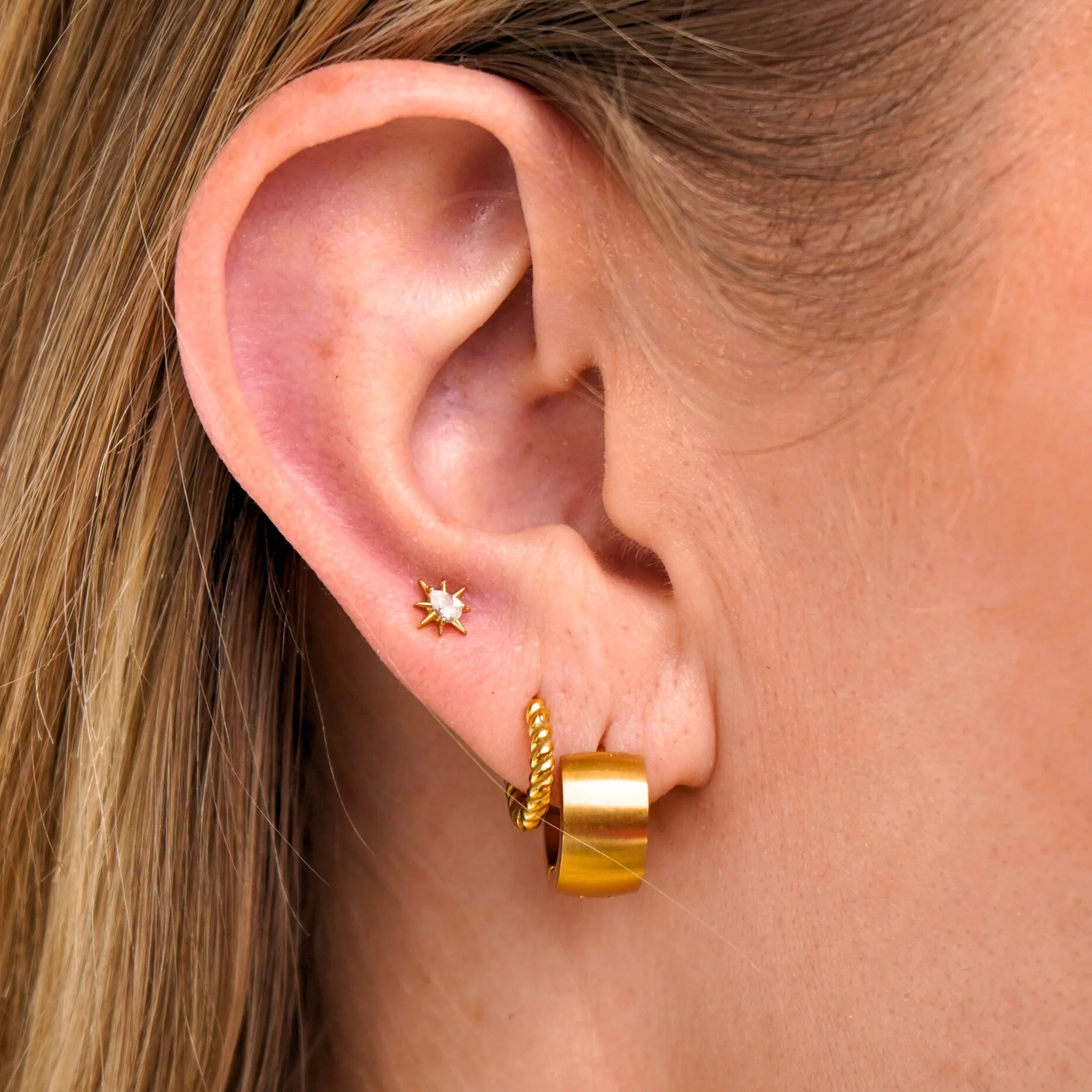 Dewdrop Flat Back Stud