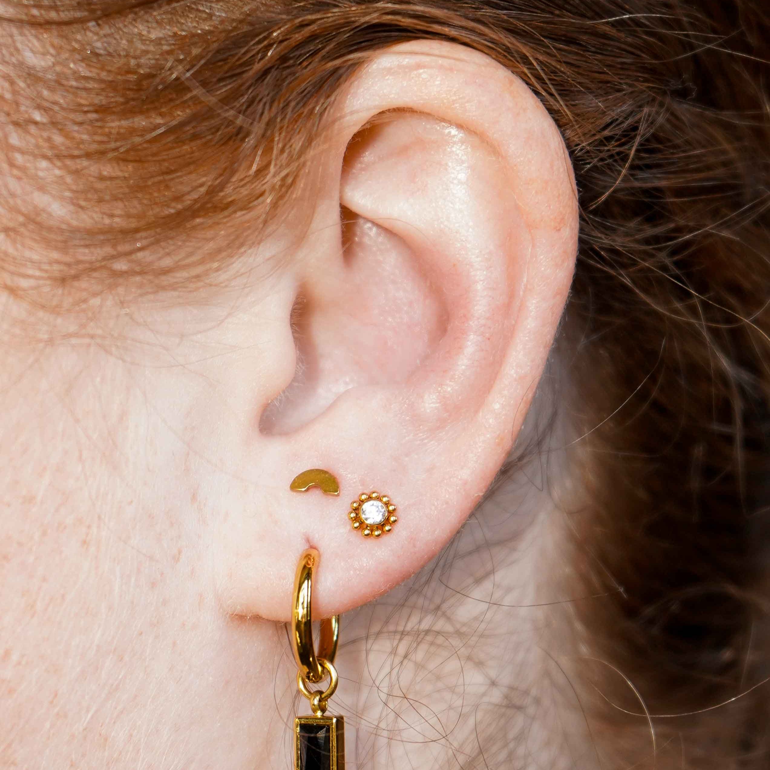 Rainbow Arch Flat Back Stud