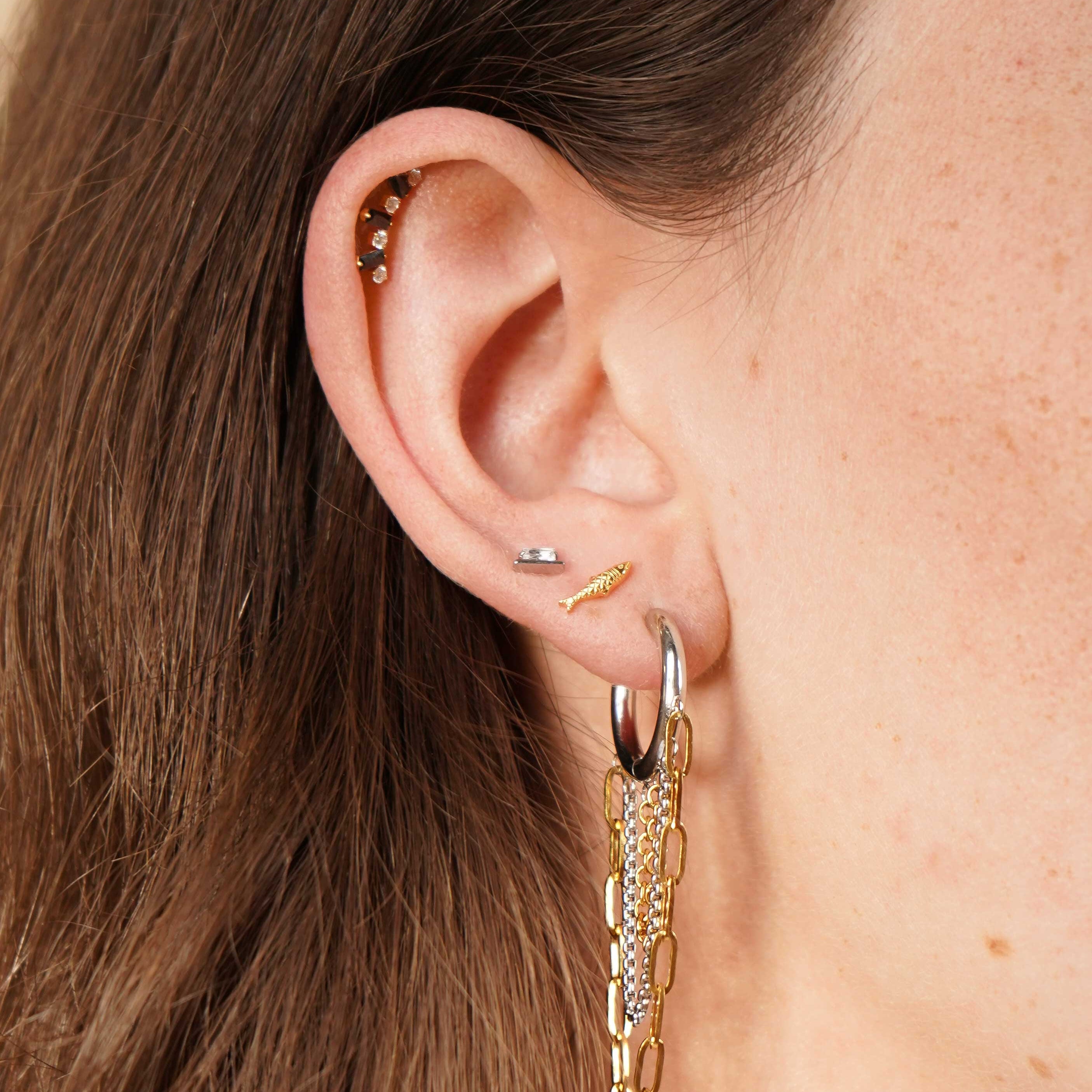 Sardine Flat Back Stud