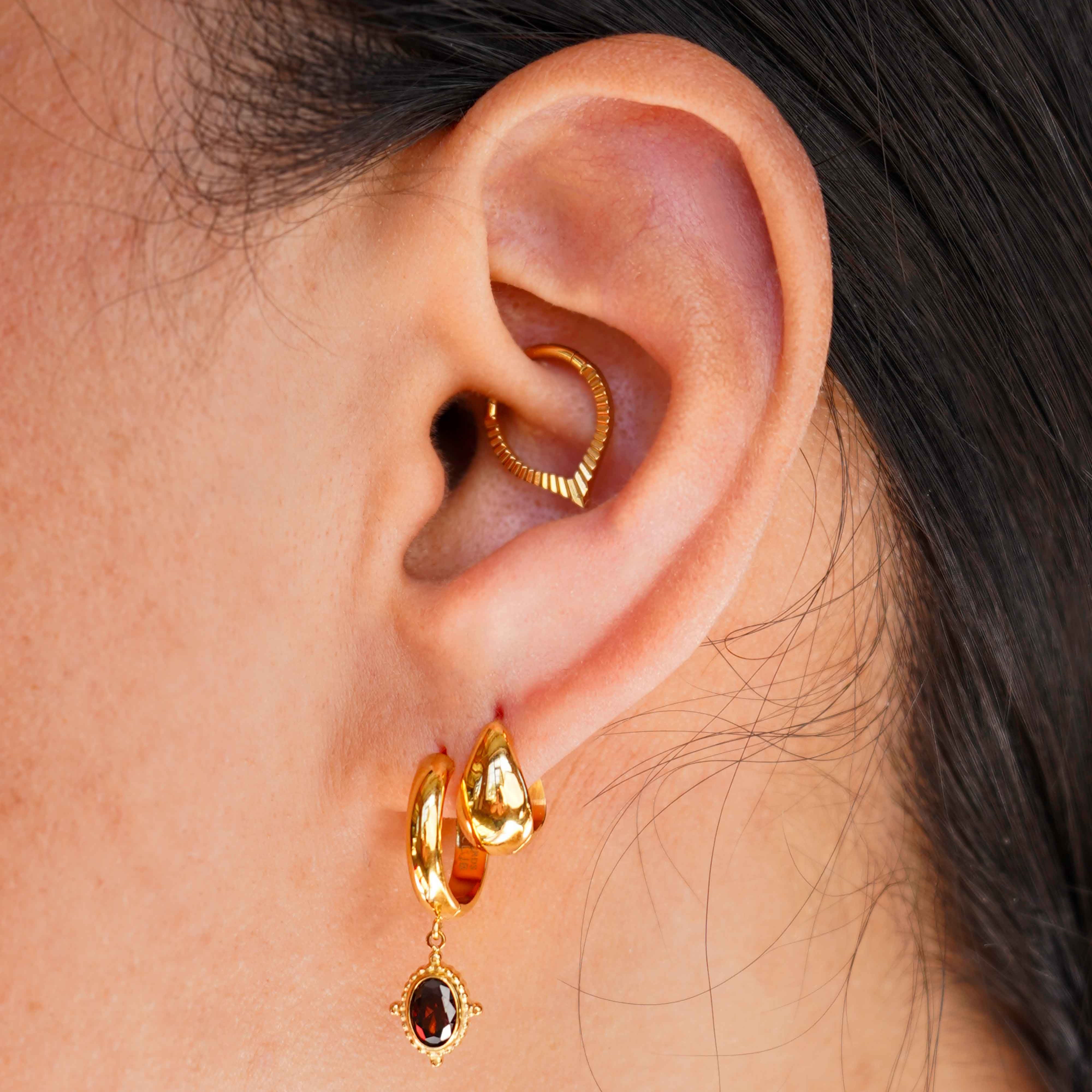 Fluted Halo Daith Hoop