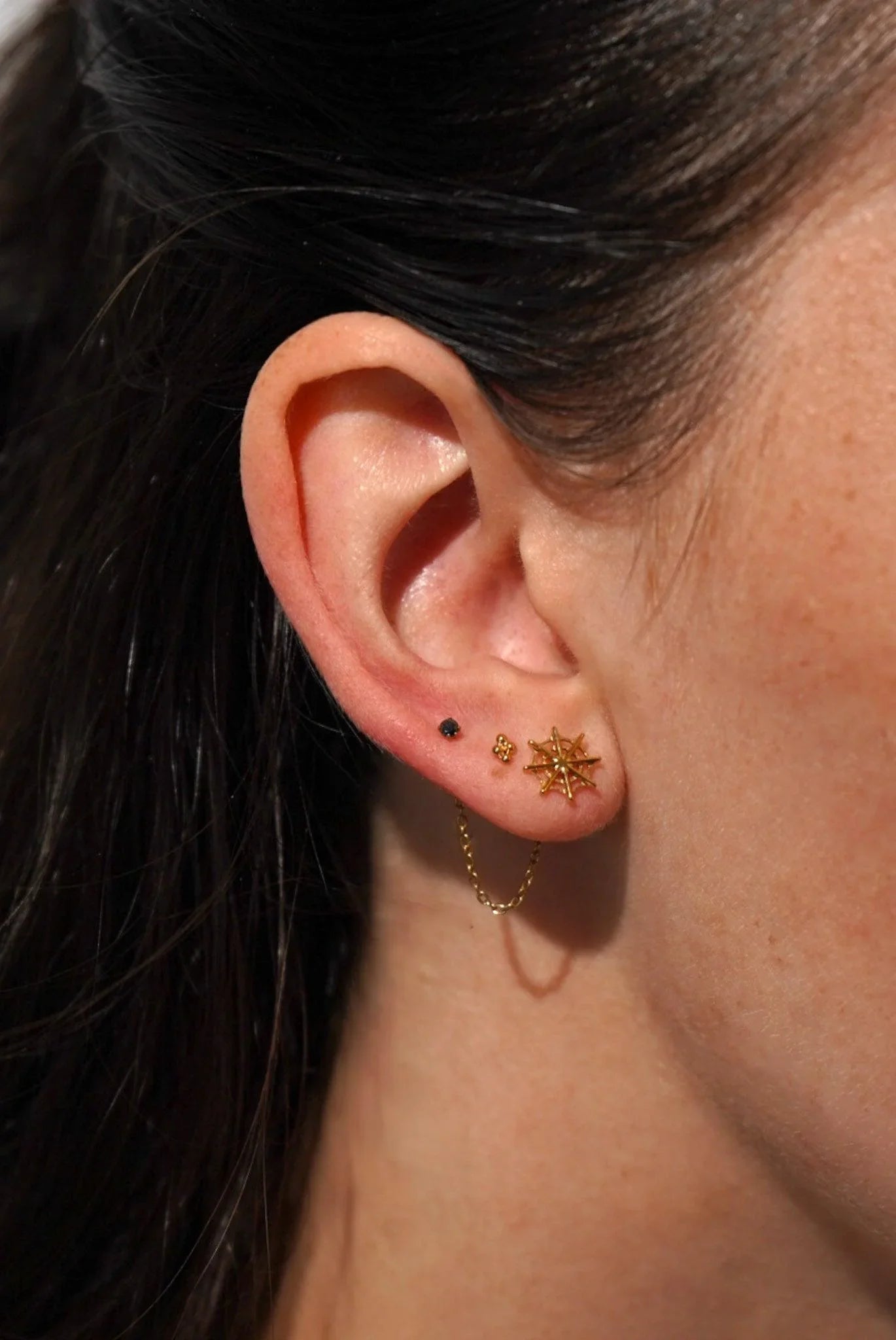 Cobweb Flat Back Stud