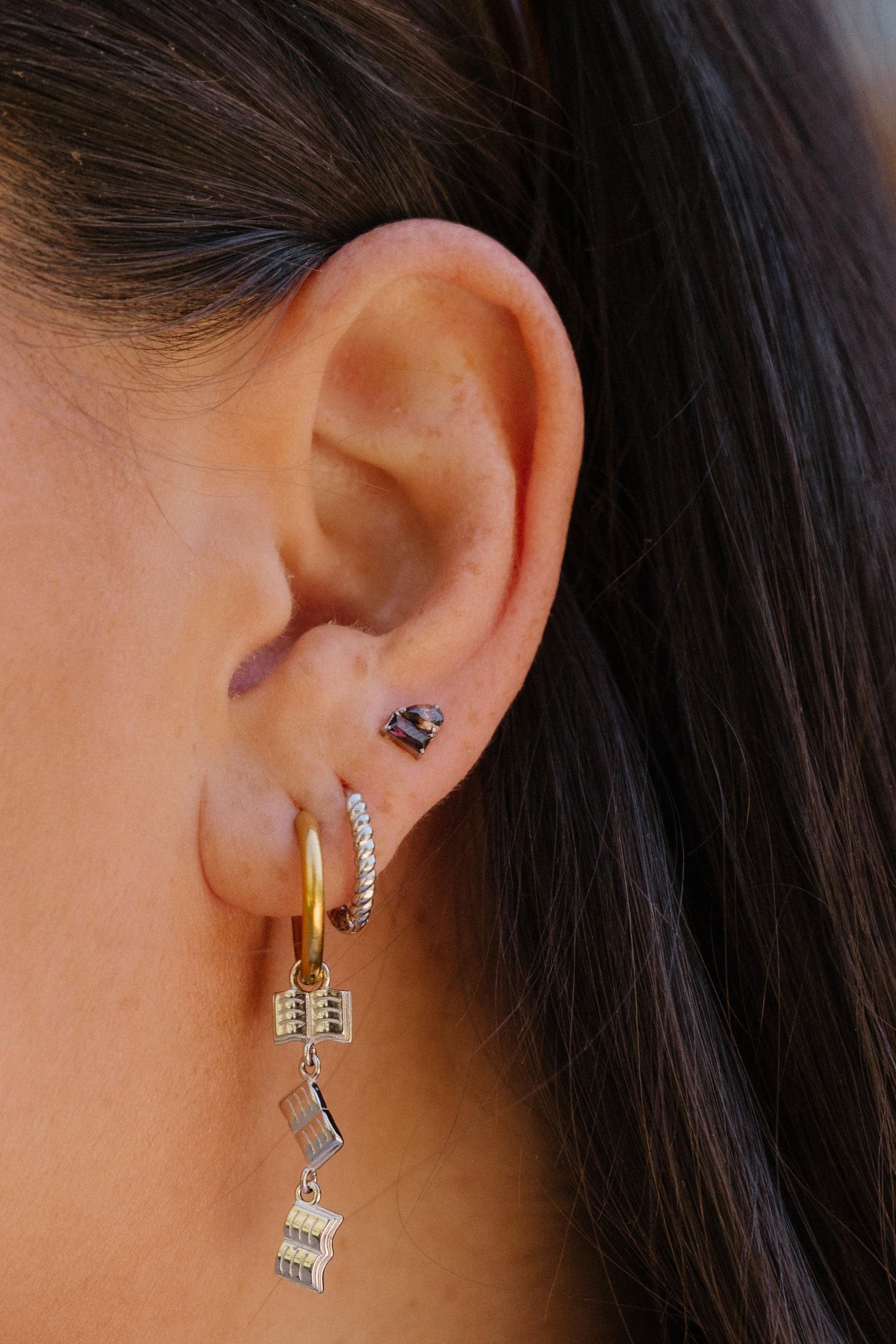 Toi Et Moi Flat Back Stud - Coffee