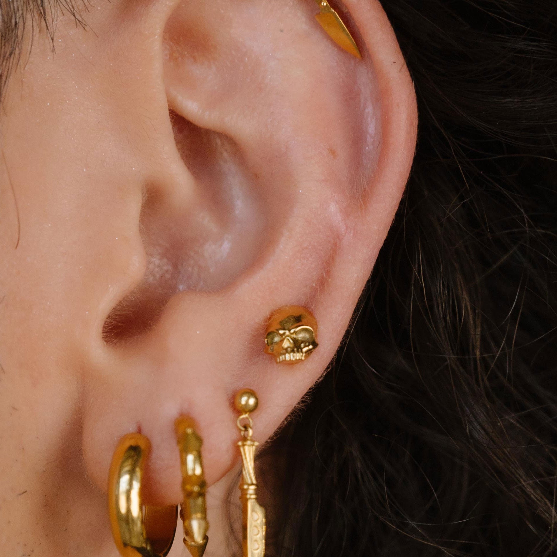 Skull Flat Back Stud