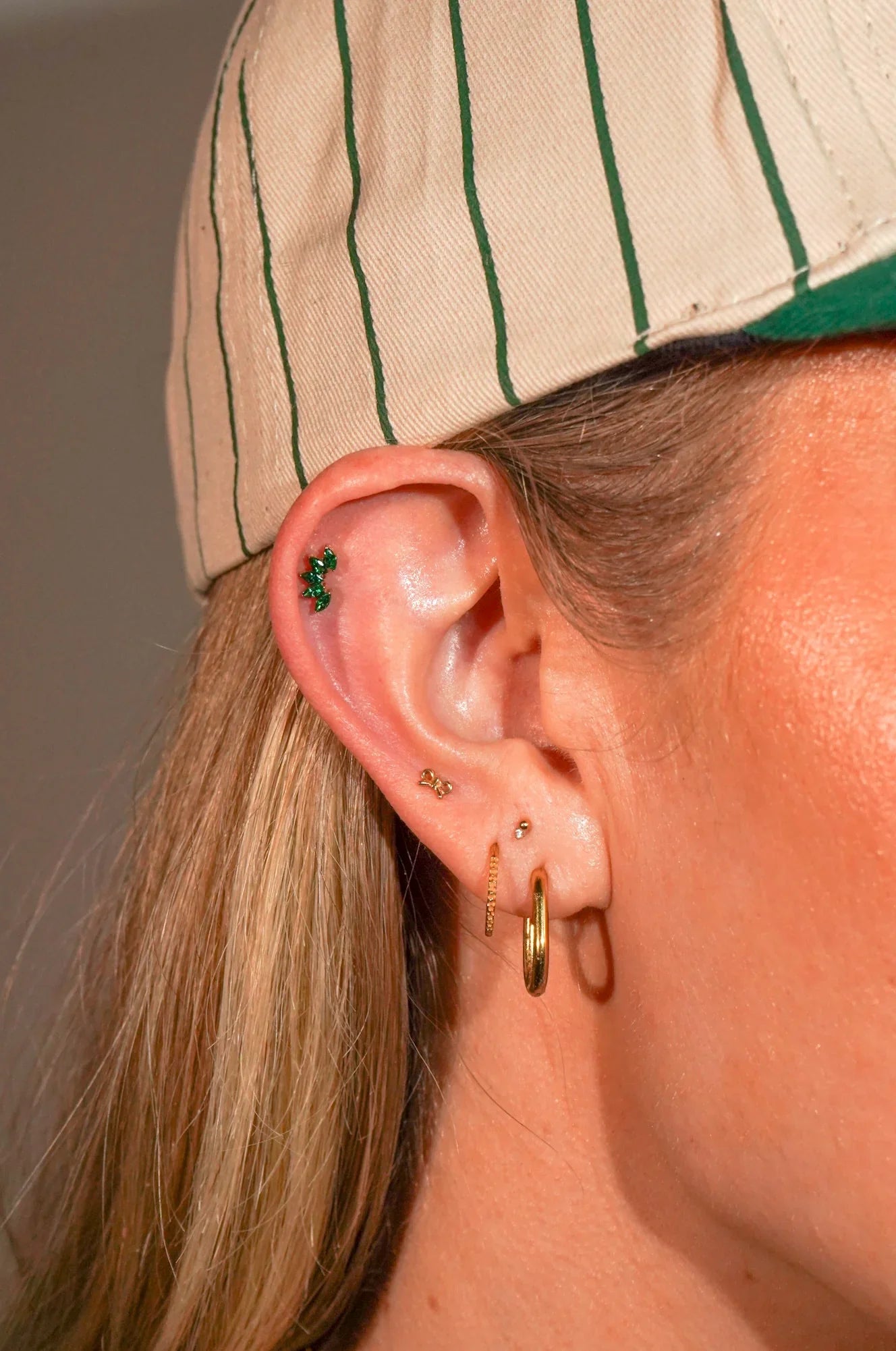 Deco Marquise Fan Flat Back Stud - Green