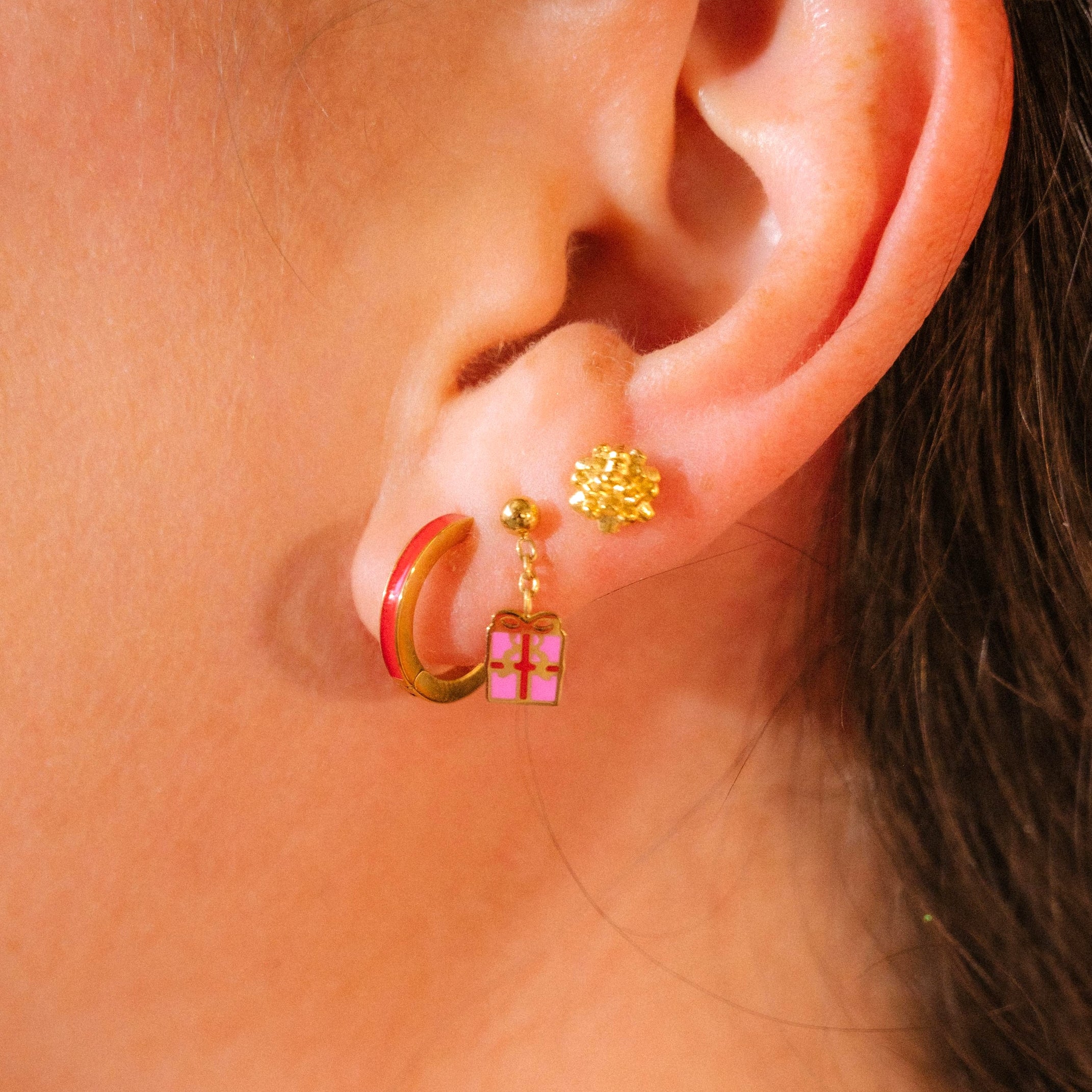 Red Stripe Enamel Titanium Hoops