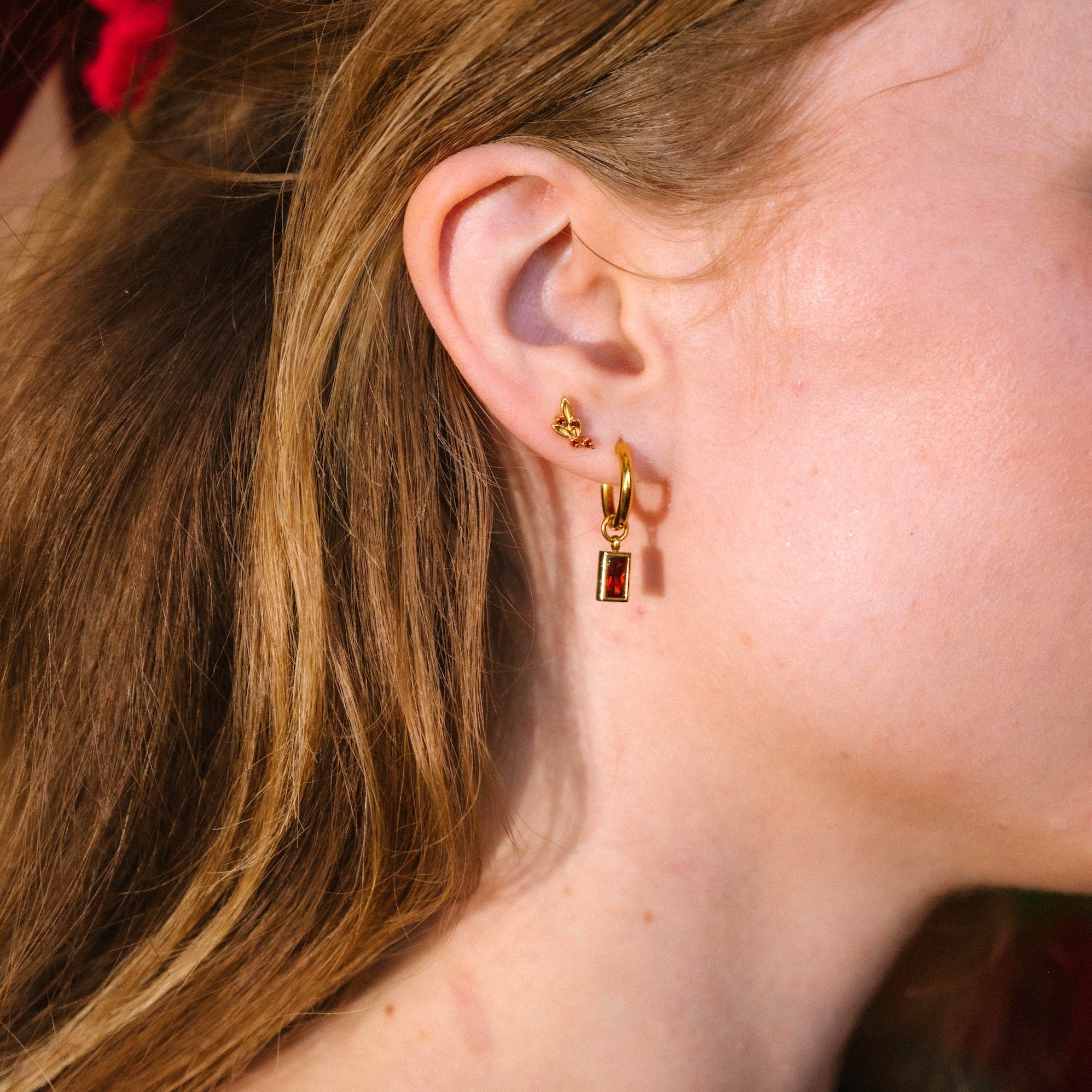Mistletoe Flat Back Stud