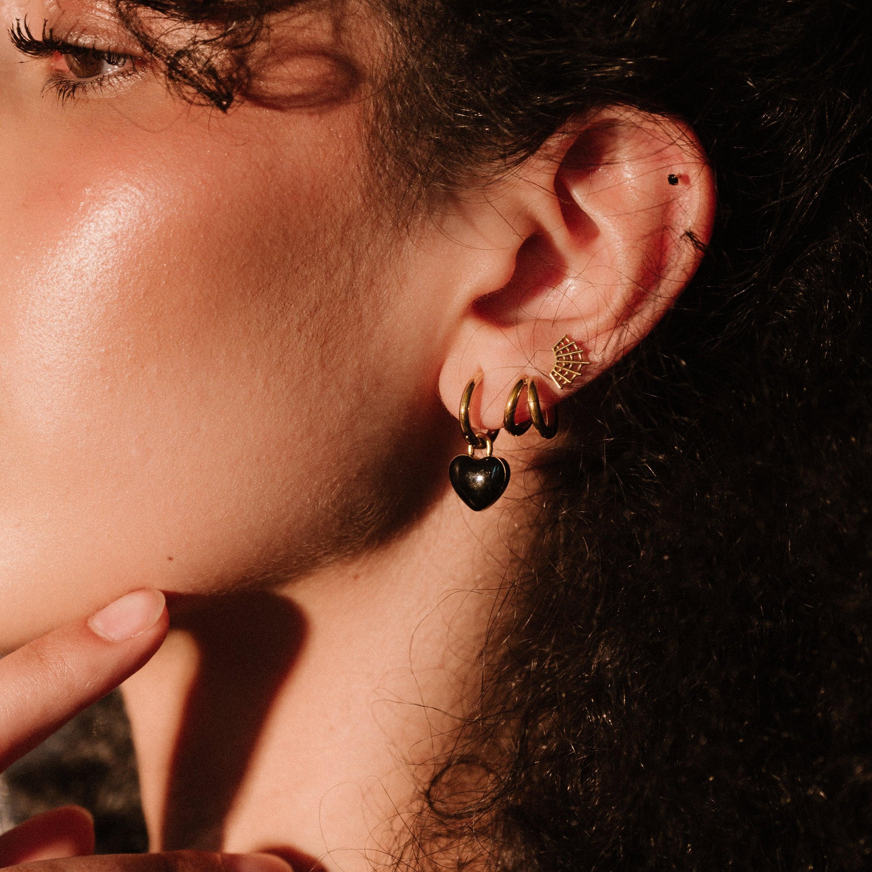 Cold, Dead Heart Hoops