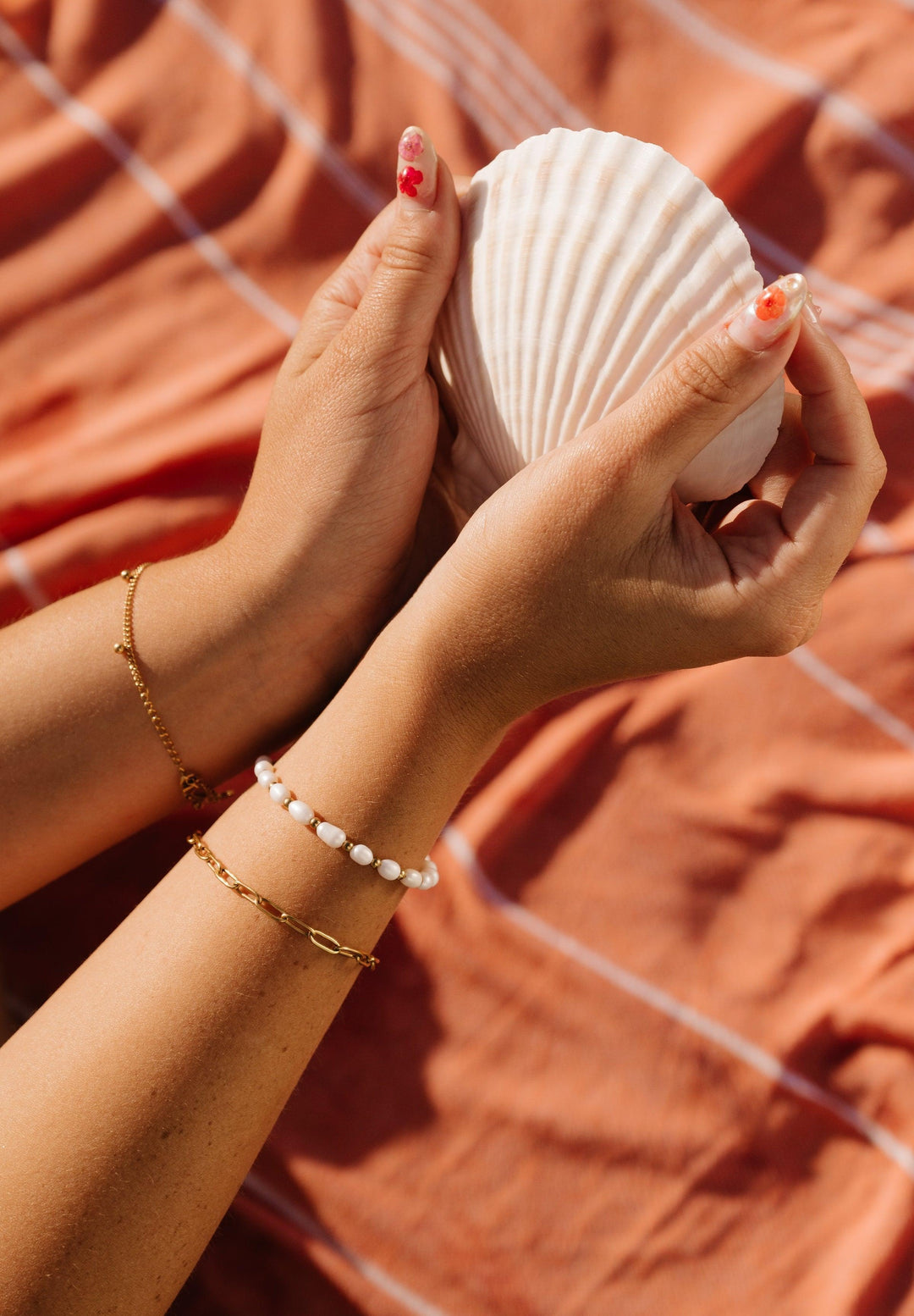 Pulsera de perlas de margarita