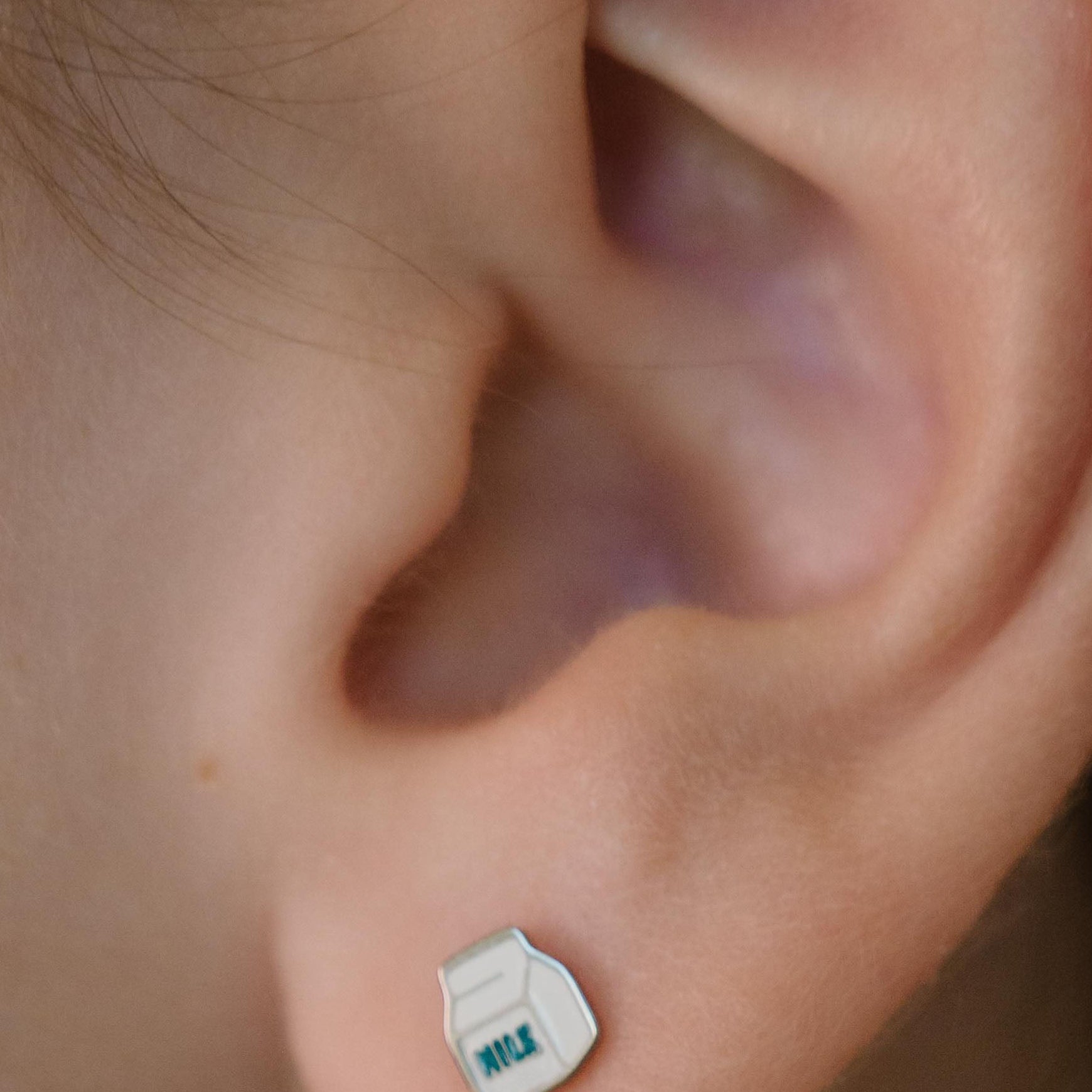 Milk Carton Enamel Flat Back Stud