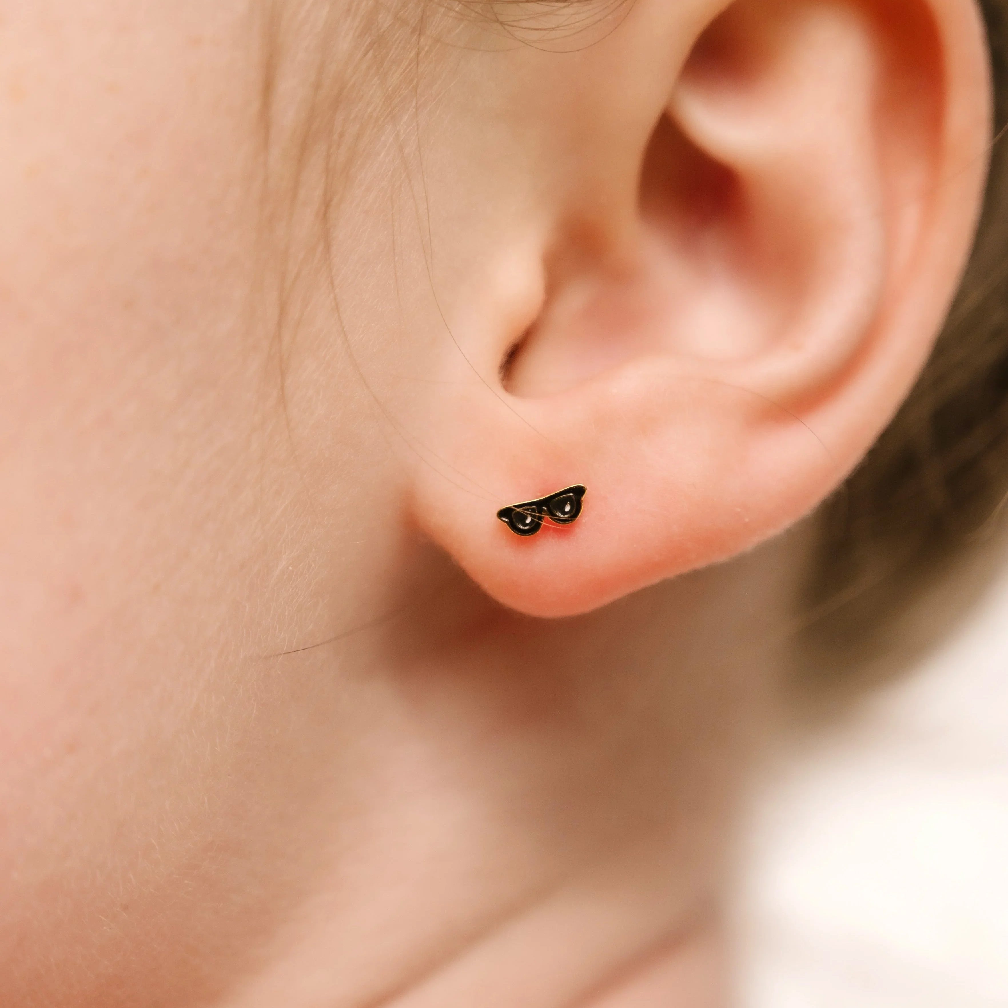 Sunglasses Enamel Flat Back Stud