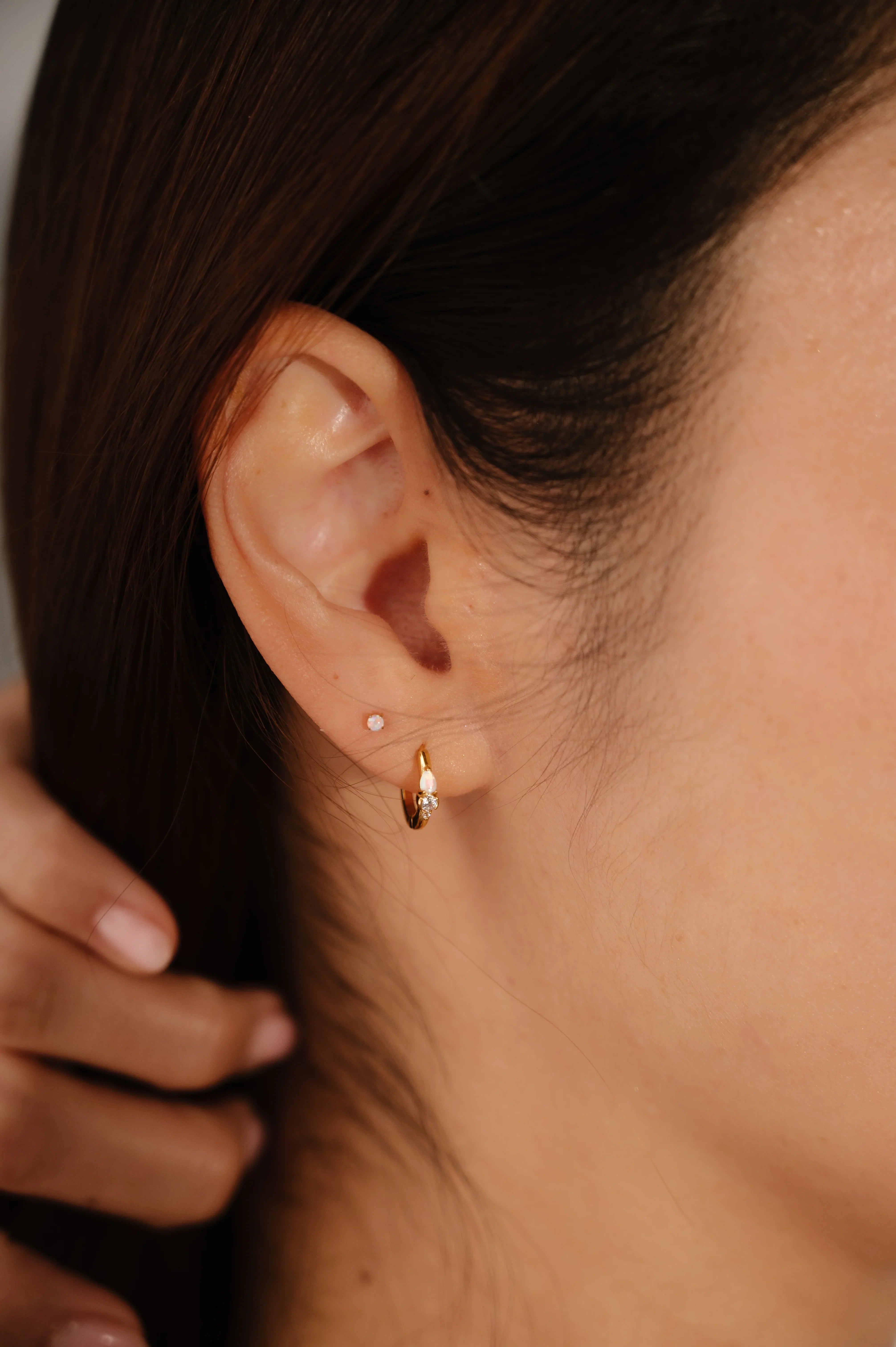 Opal 3mm Flat Back Stud