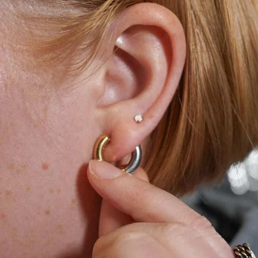 Equilibrium Hoops