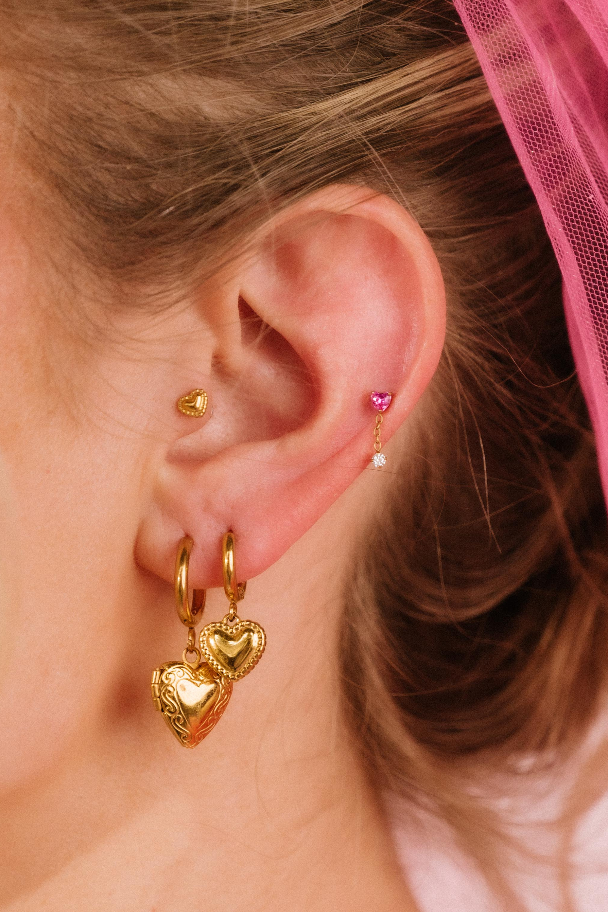 Falling for You Flat Back Stud