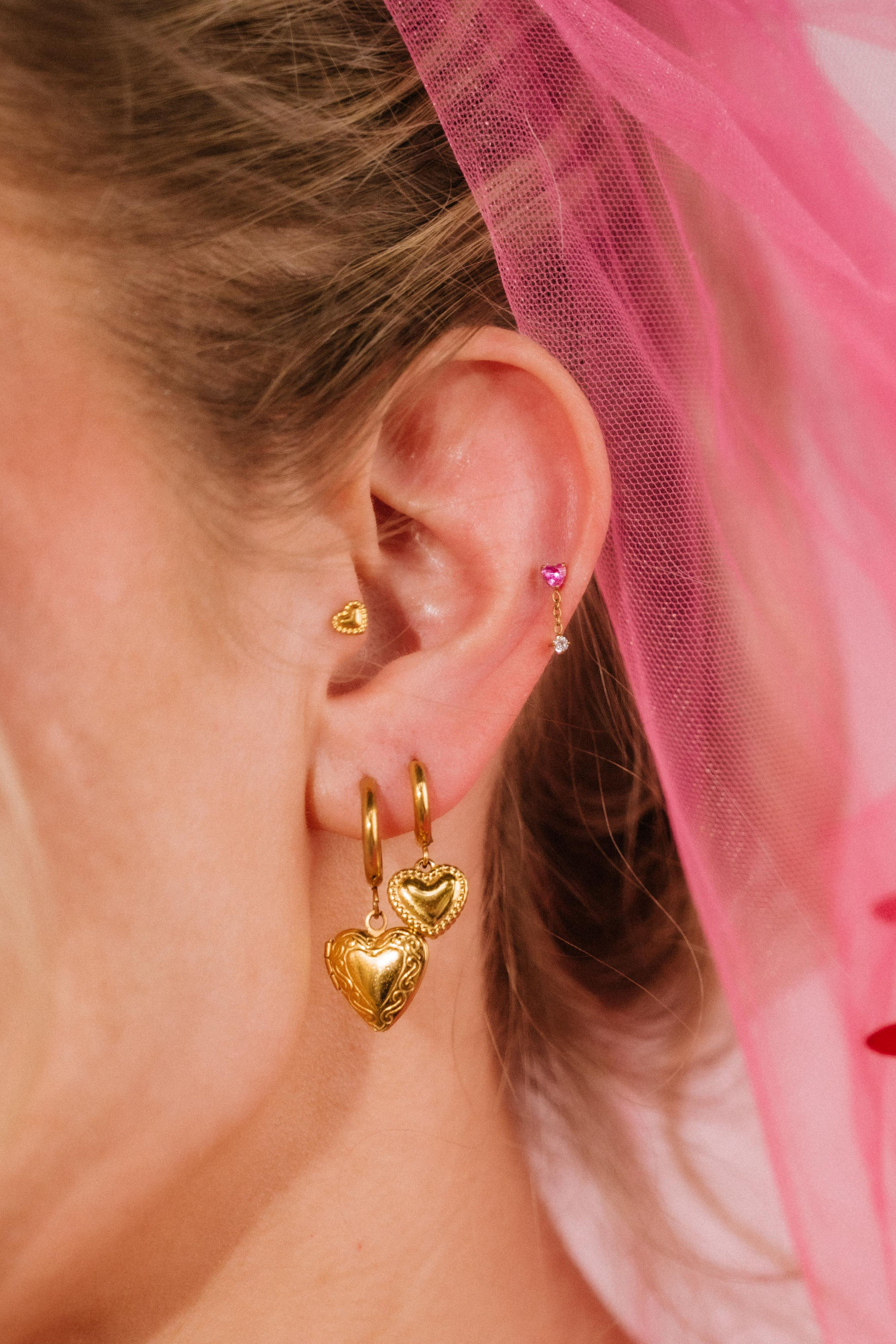 Falling for You Flat Back Stud