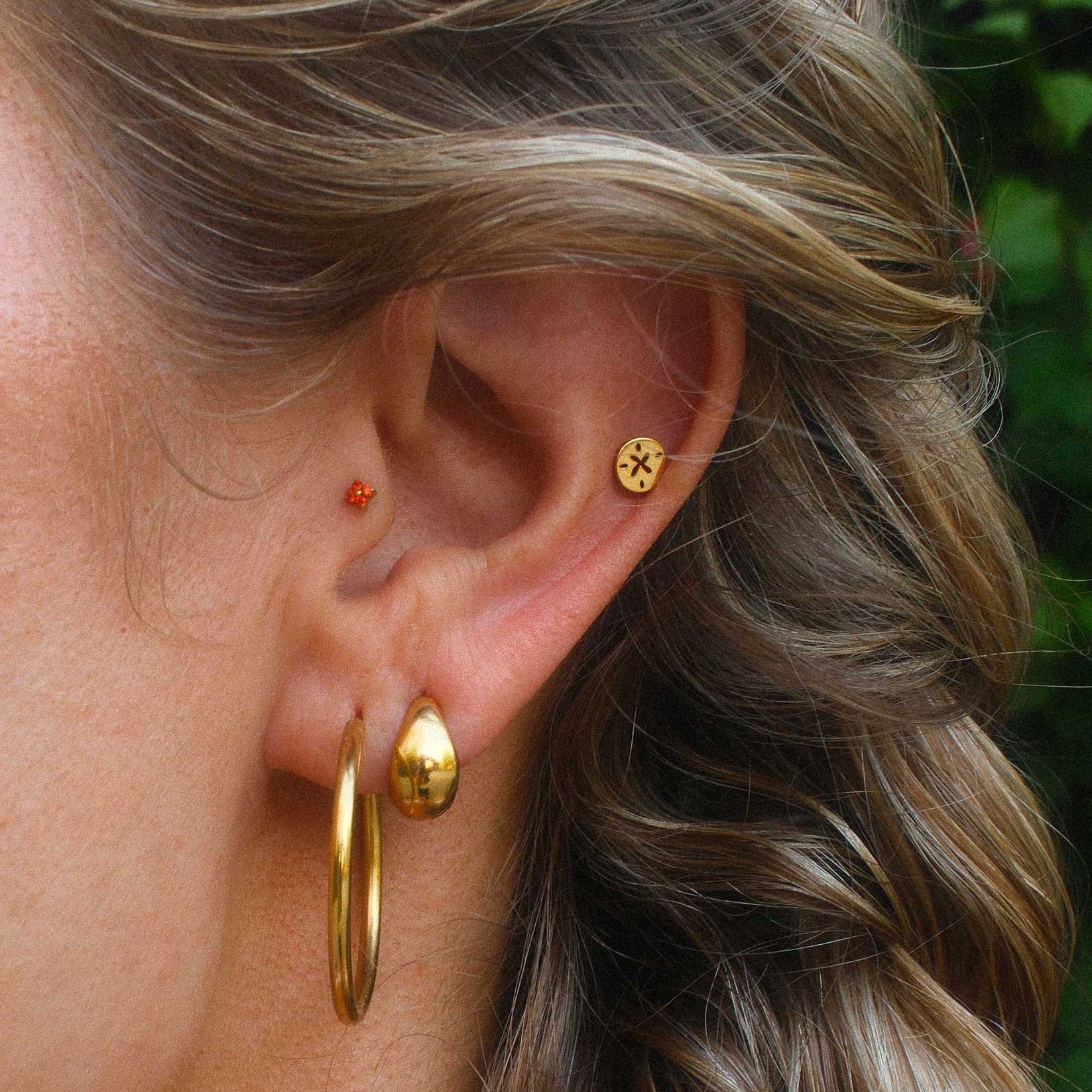 Fortune Flat Back Stud - Mai Tai
