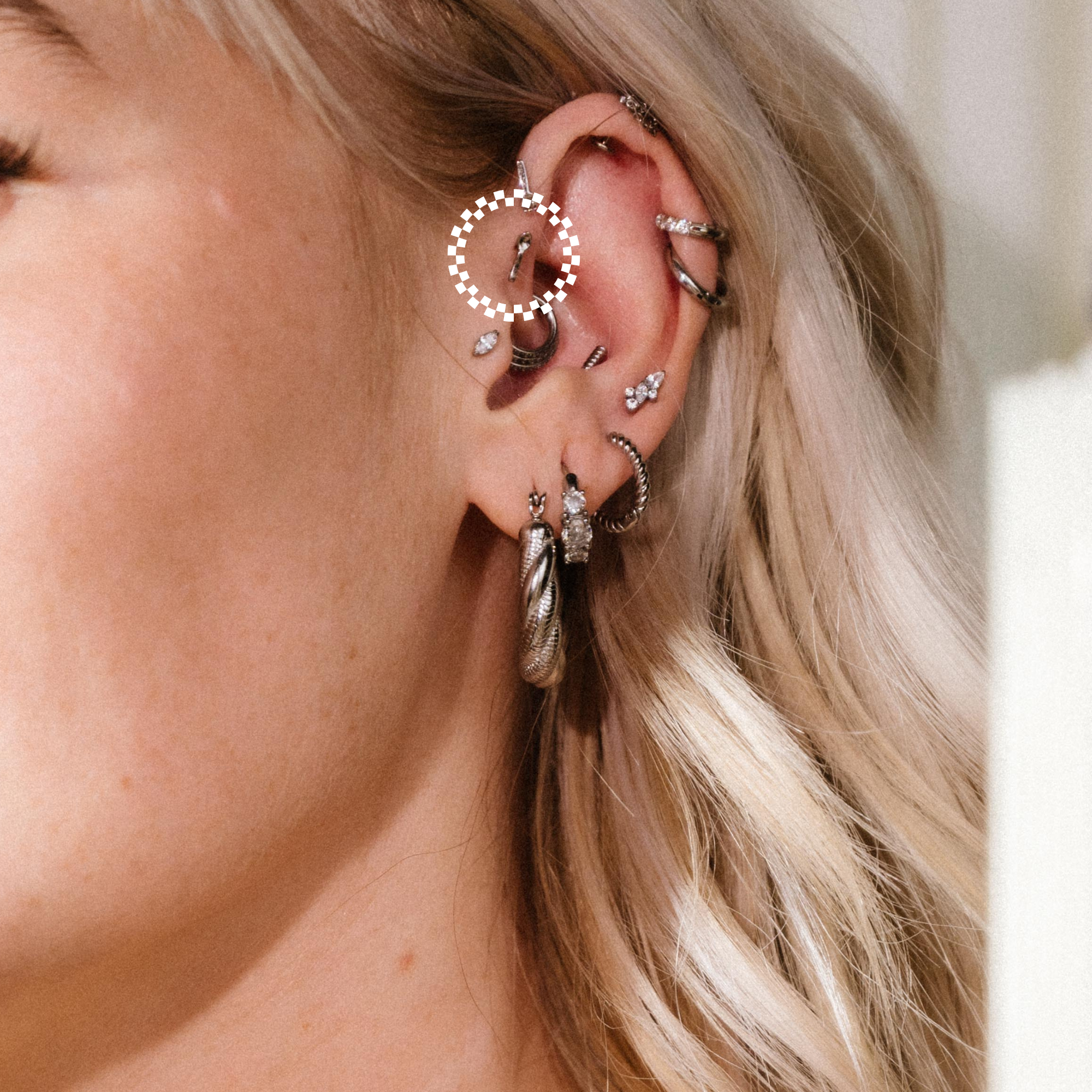 Spoon Flat Back Stud
