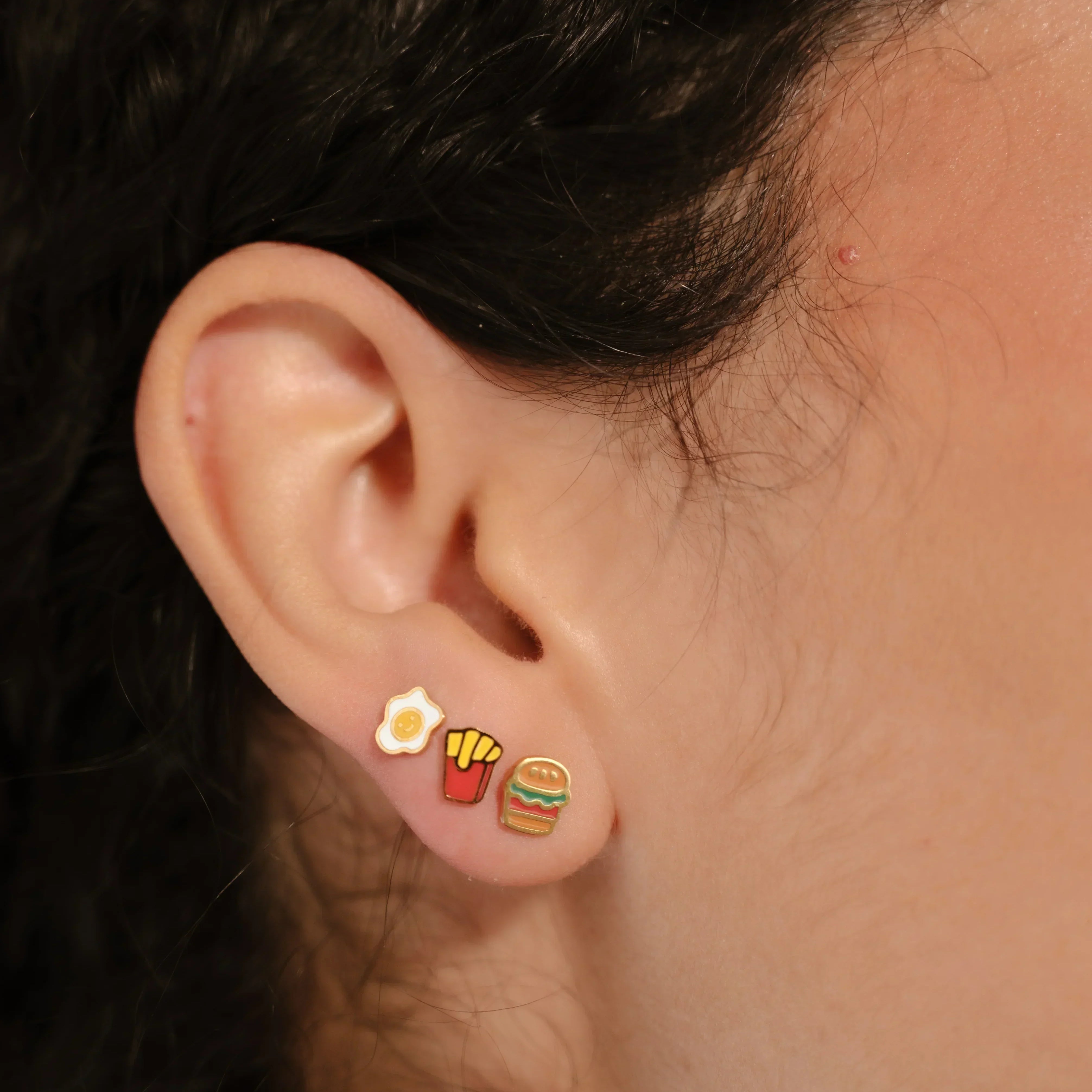 Hamburger Enamel Flat Back Stud