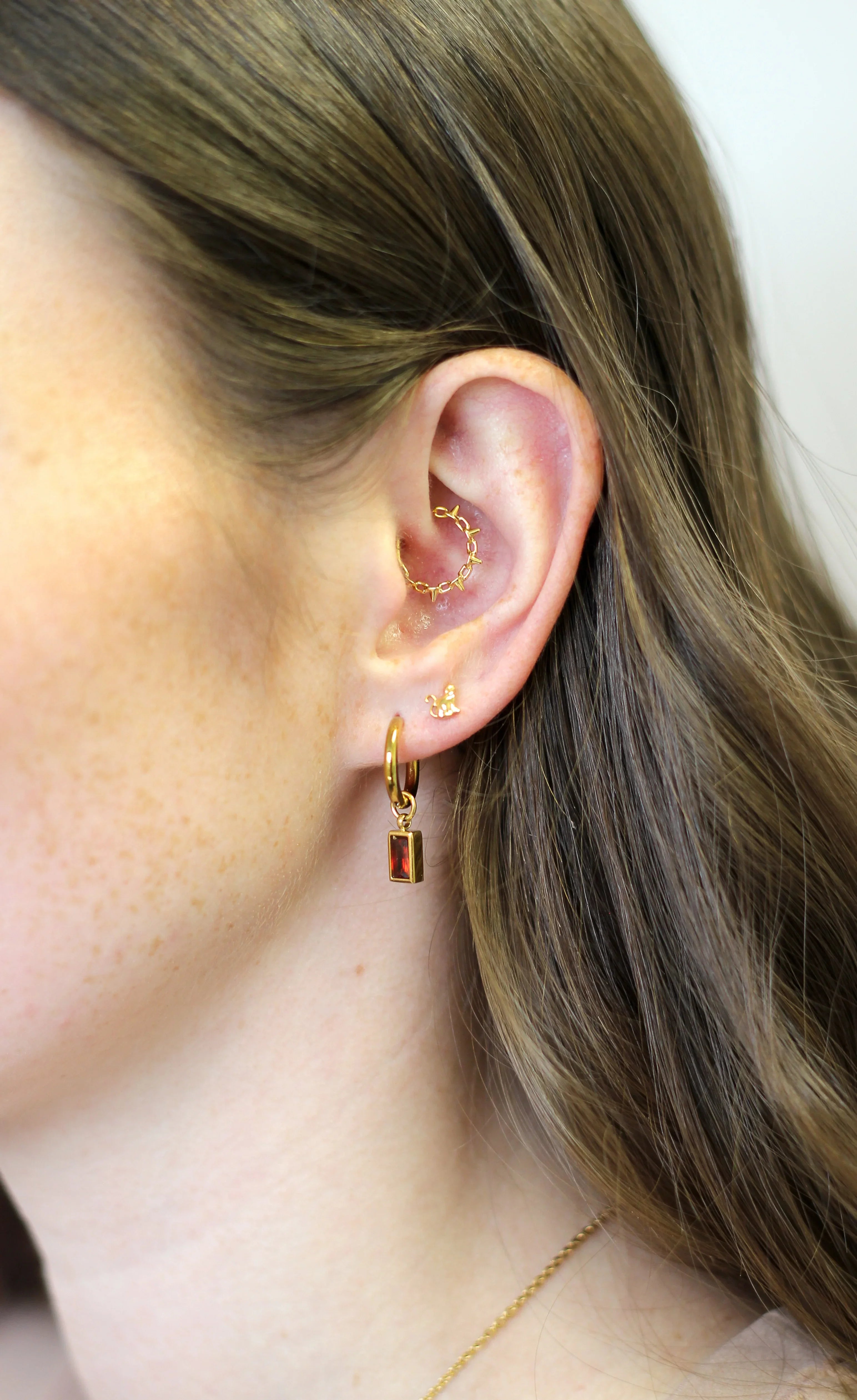 Cat Profile Flat Back Stud