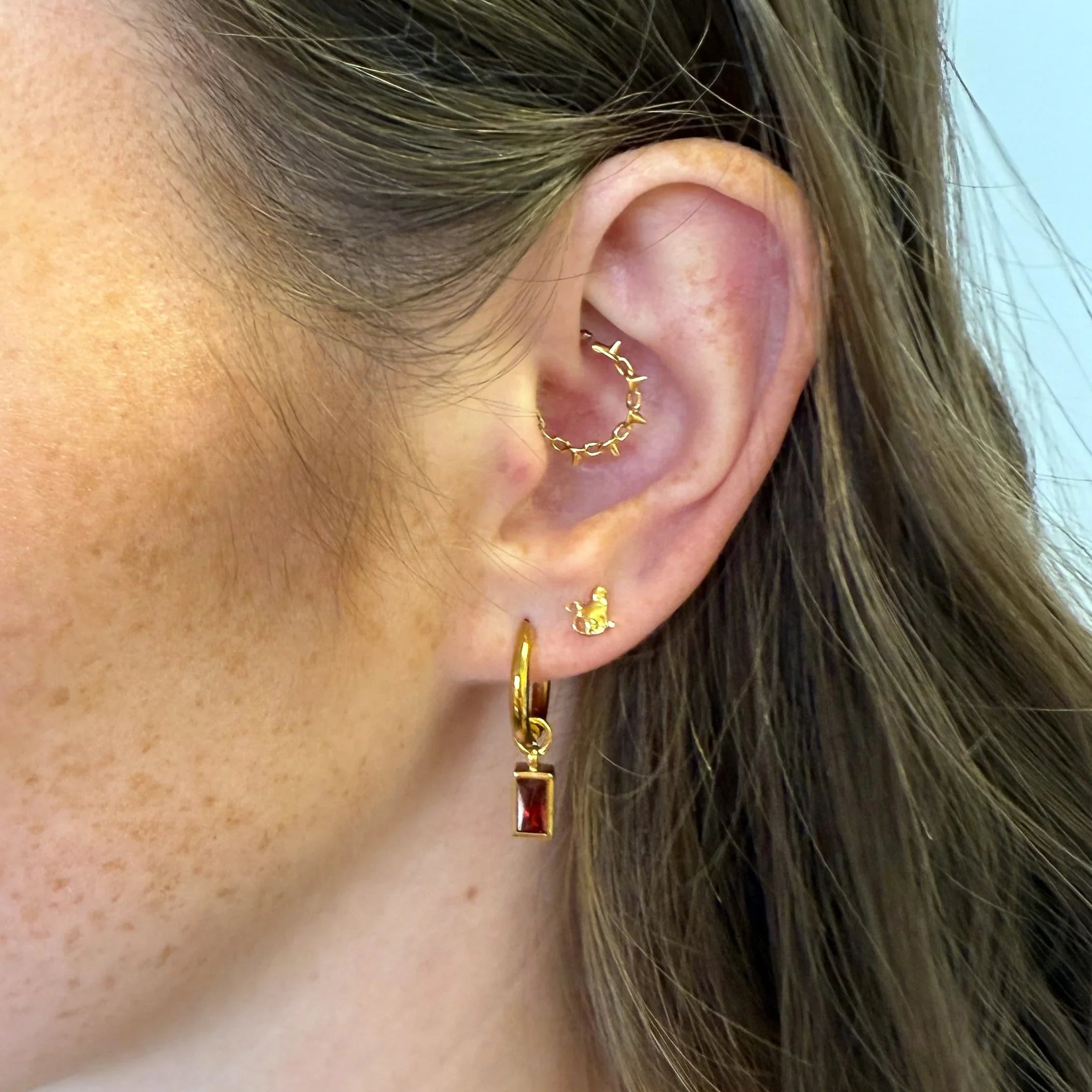 Cat Profile Flat Back Stud