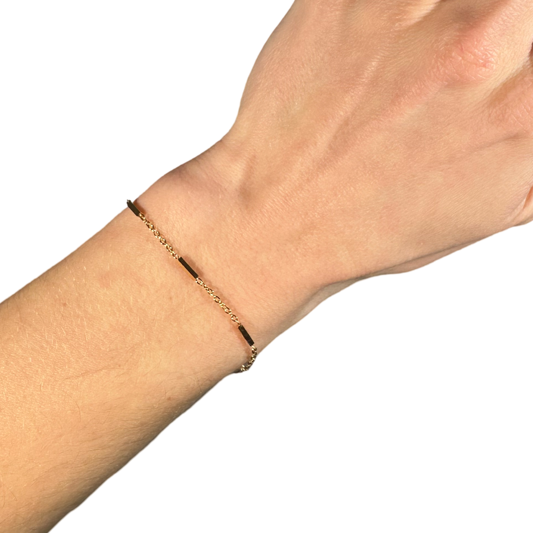 Invisible String Theory Bracelet