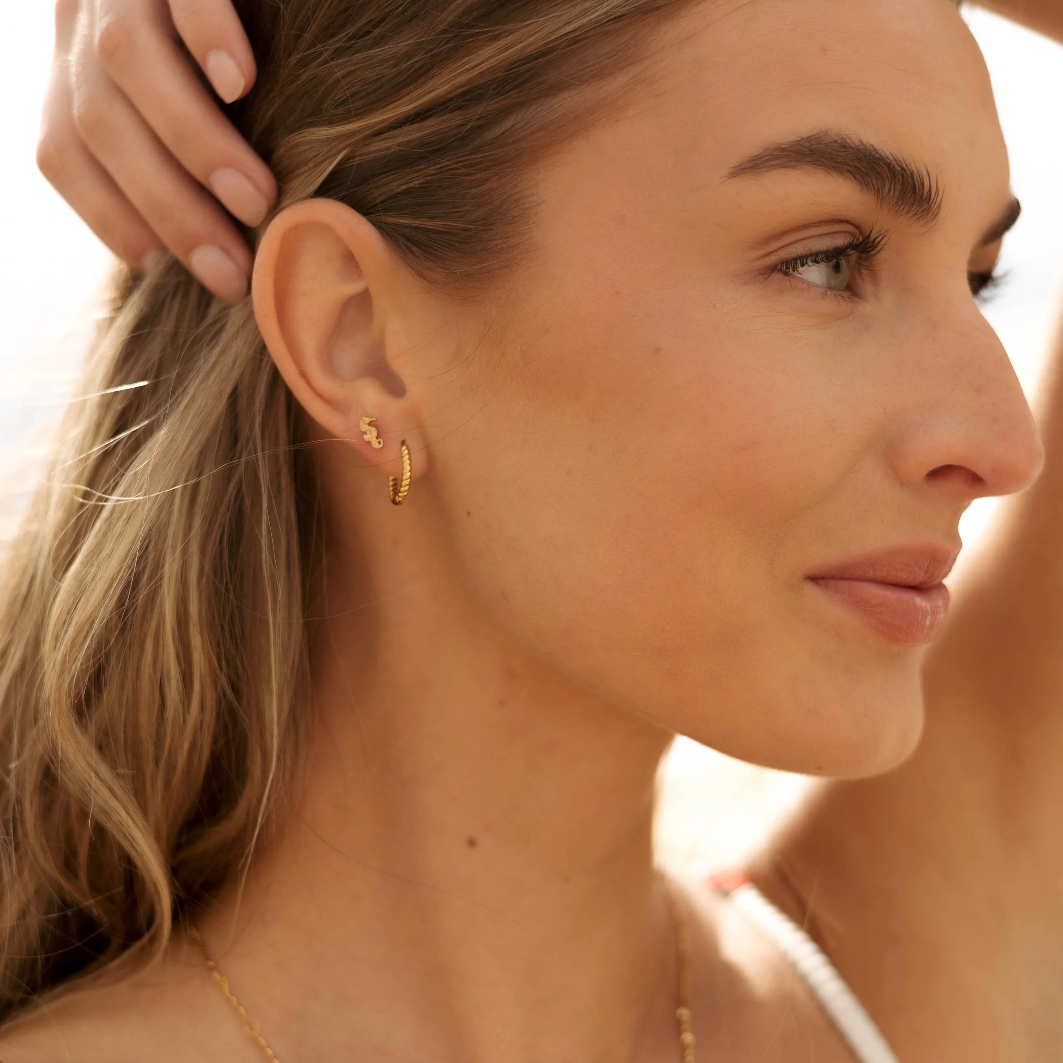 Seahorse Flat Back Stud