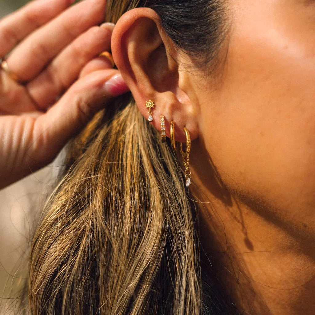 Sunburst Flat Back Stud
