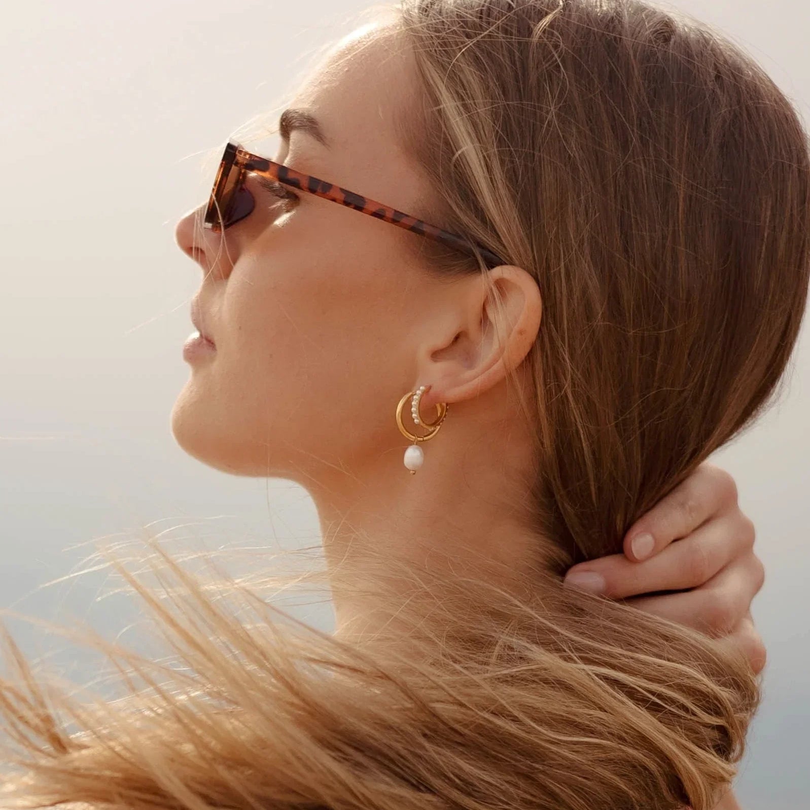 Isla Pearl Titanium Hoops