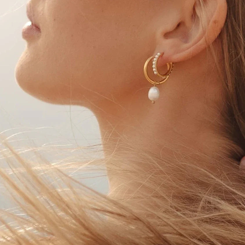 Isla Pearl Titanium Hoops