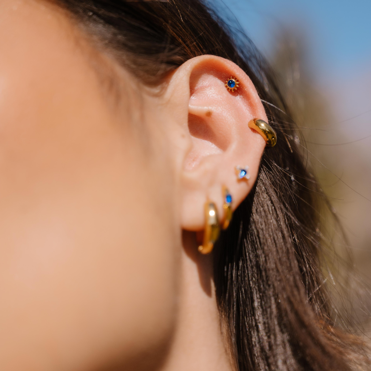 Solar Halo Flat Back Stud - Sapphire