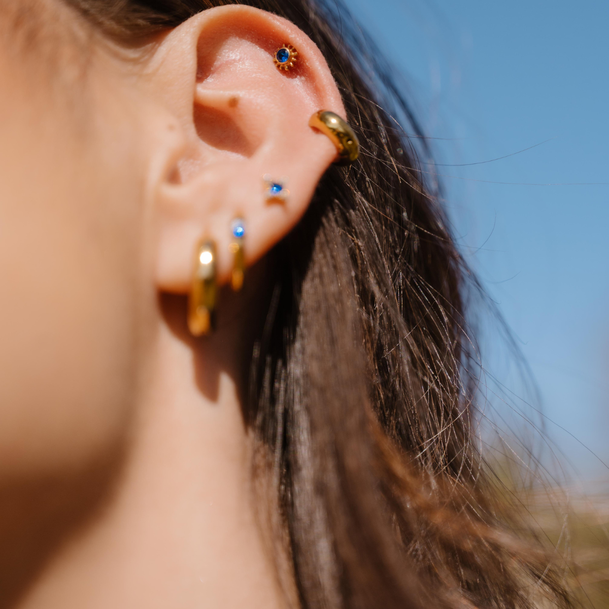Solar Halo Flat Back Stud - Sapphire