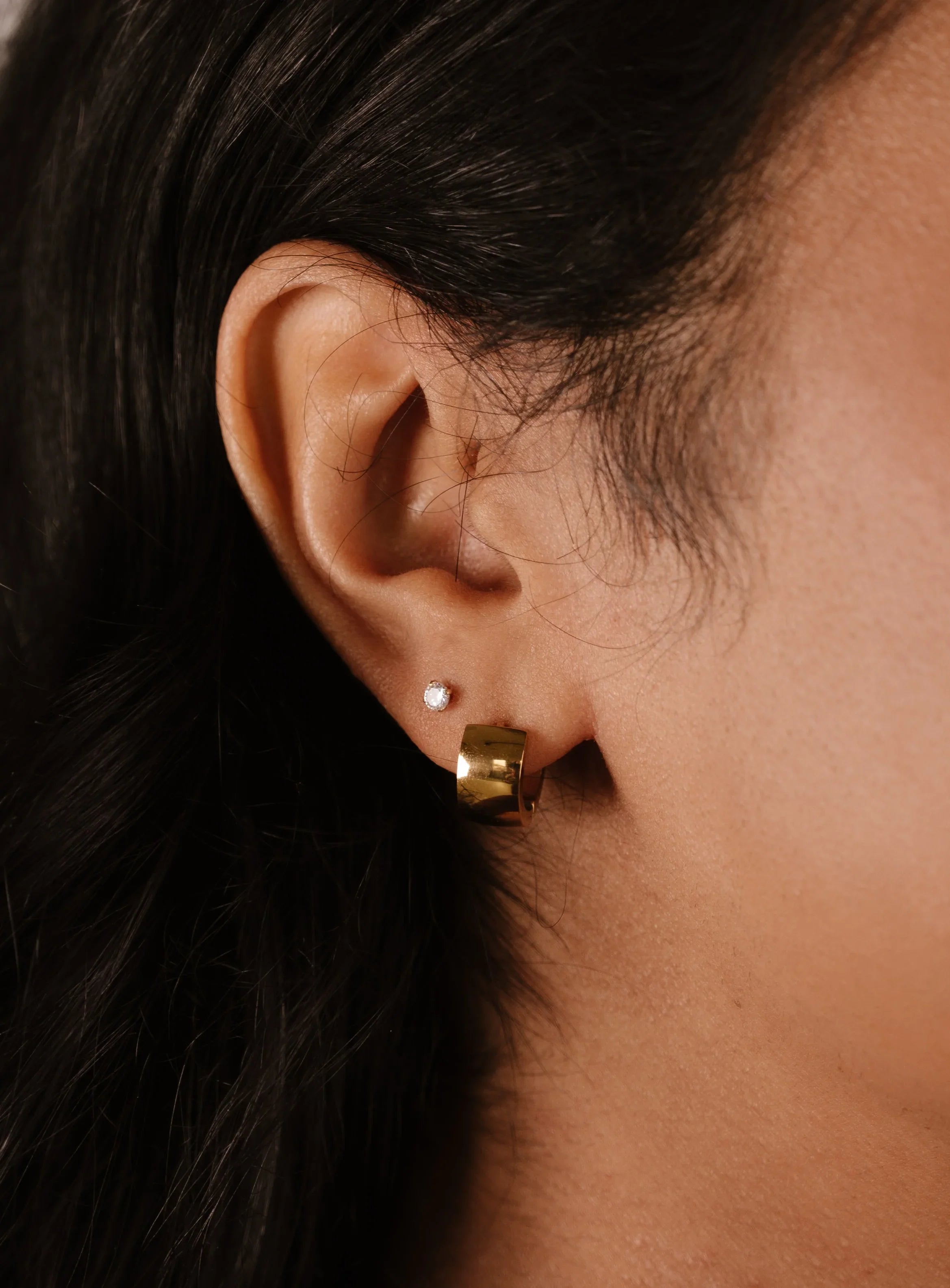 Solitaire 3mm Flat Back Stud