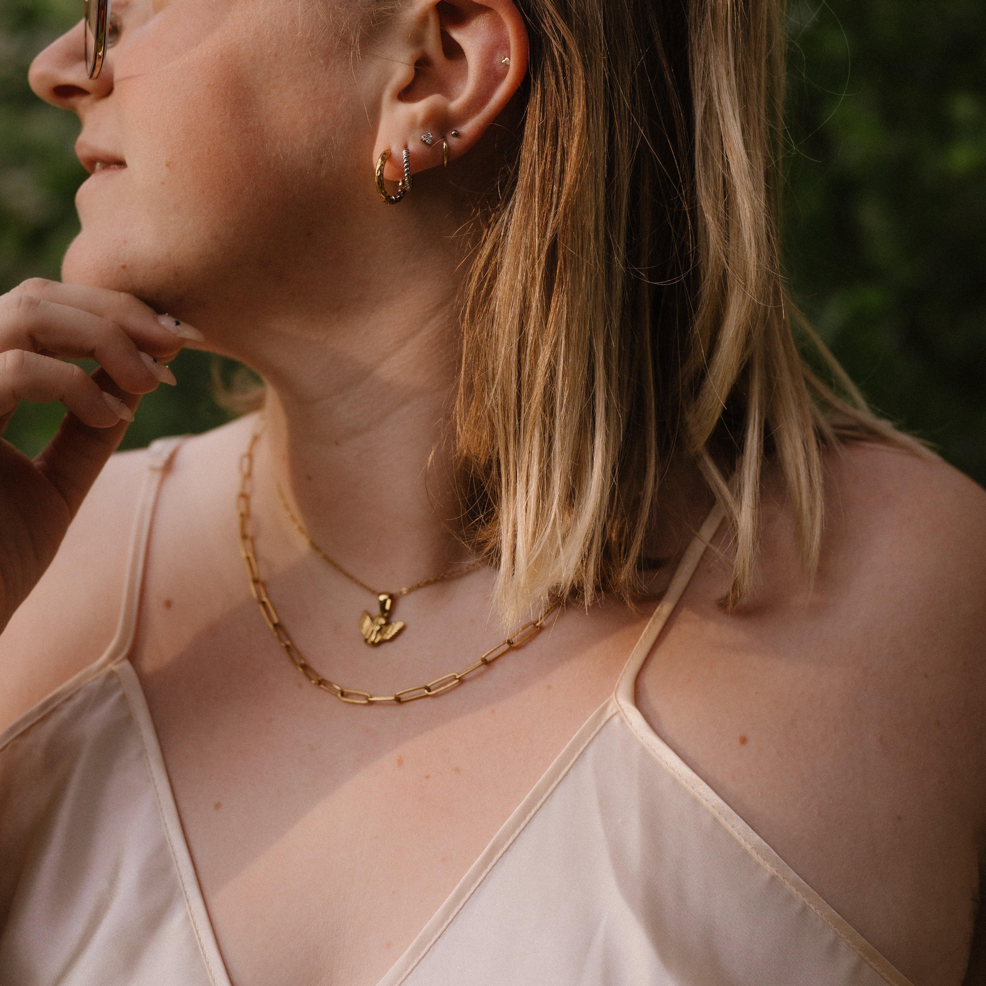Mira Flat Back Stud