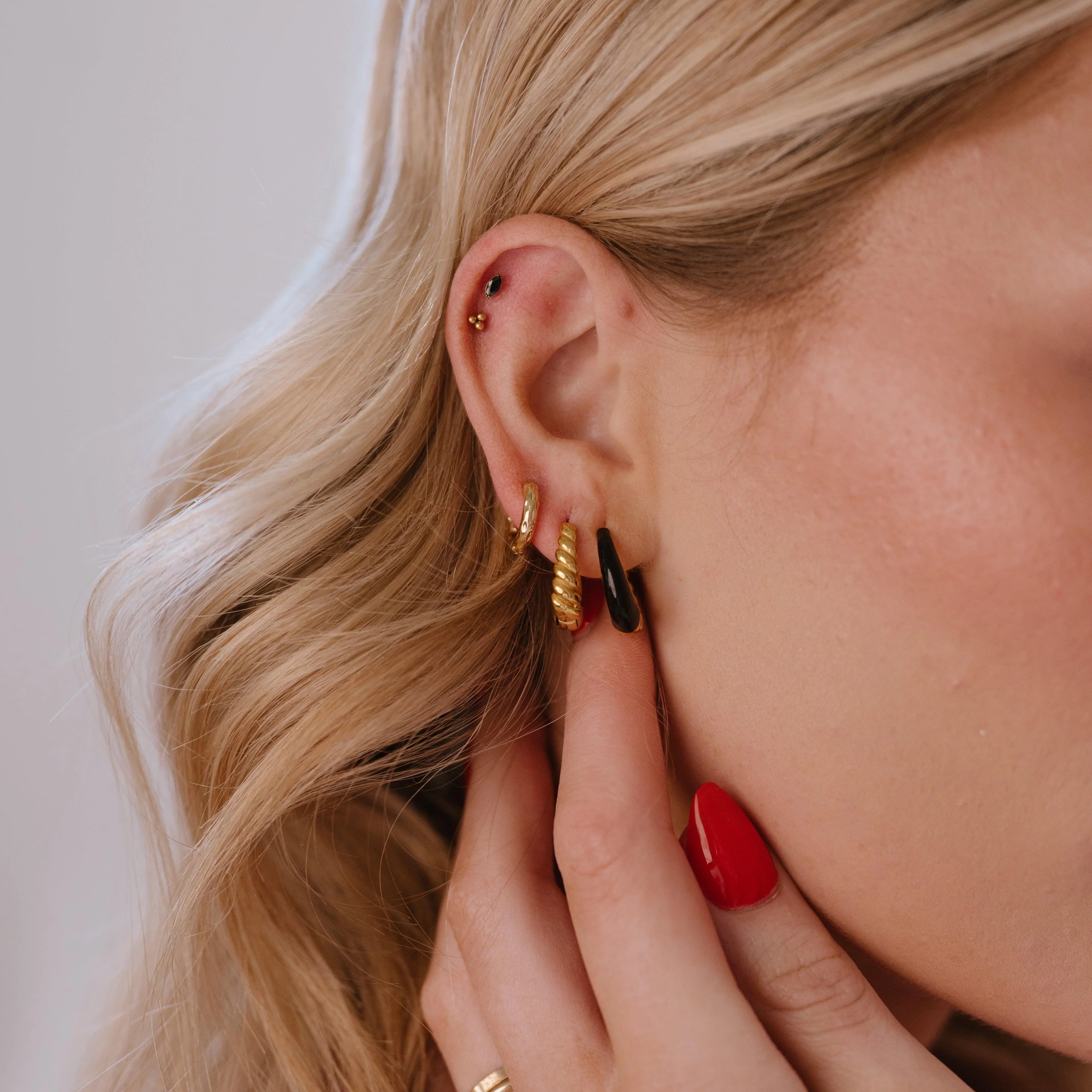 Onyx Marquise Flat Back Stud