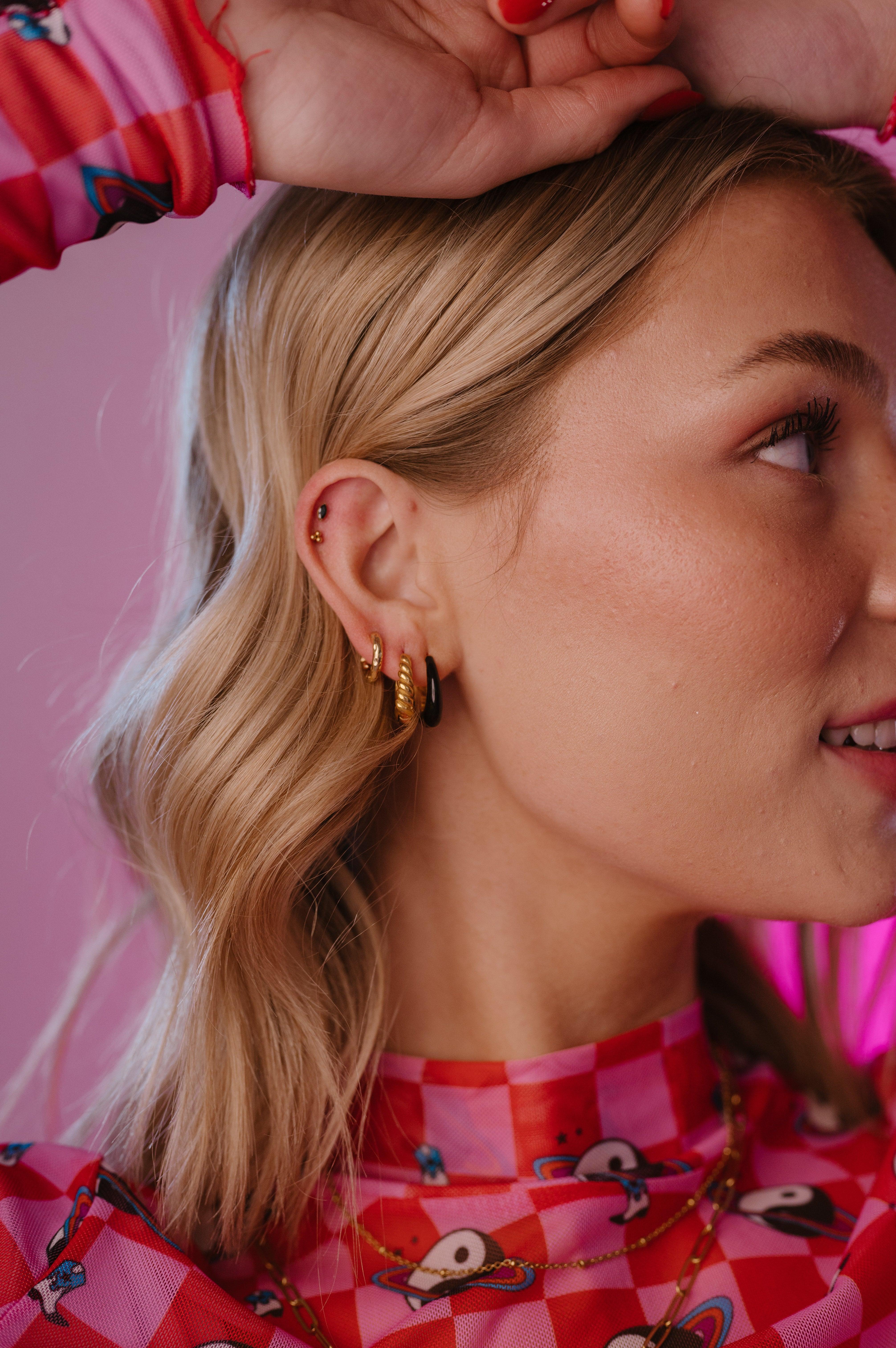 Tri-ball Flat Back Stud