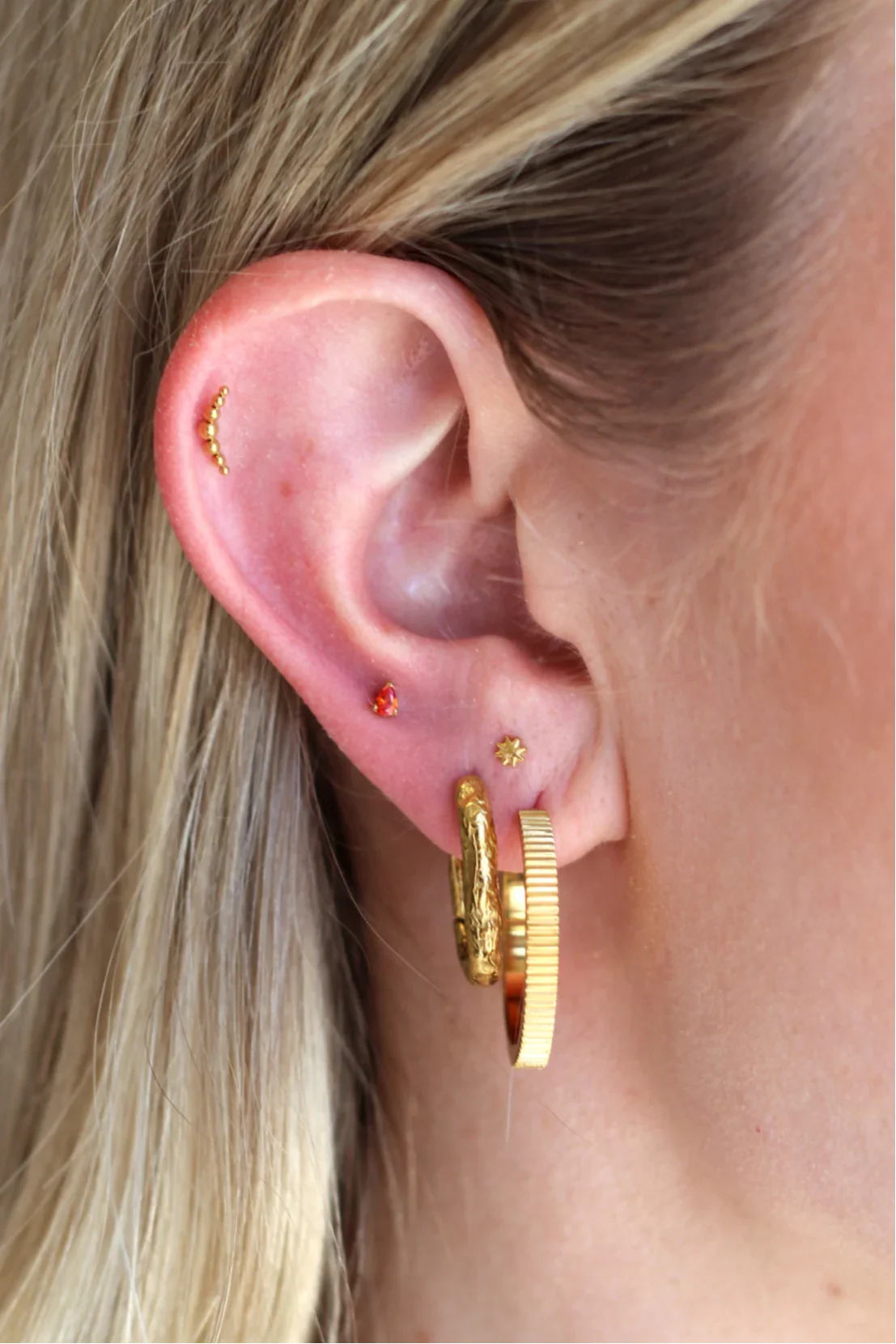 Fizzy Flat Back Stud