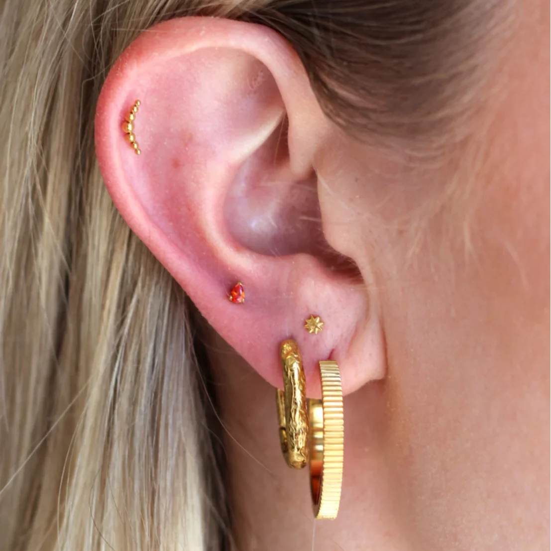Fizzy Flat Back Stud