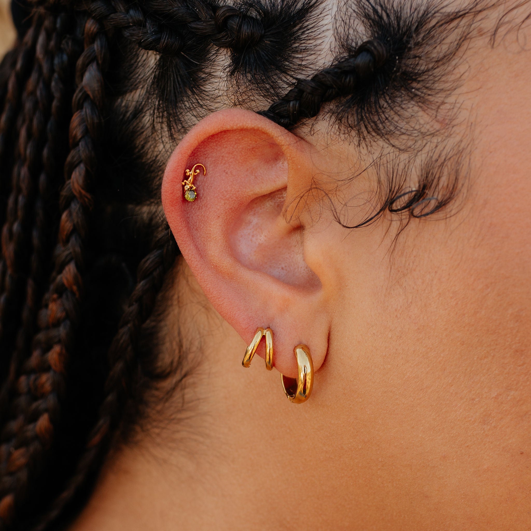 Lizard Flat Back Stud