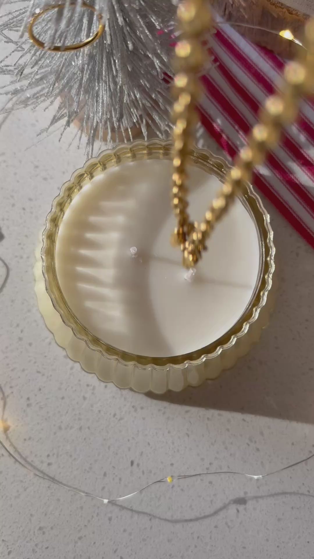 Chéri Bow Pendant Necklace