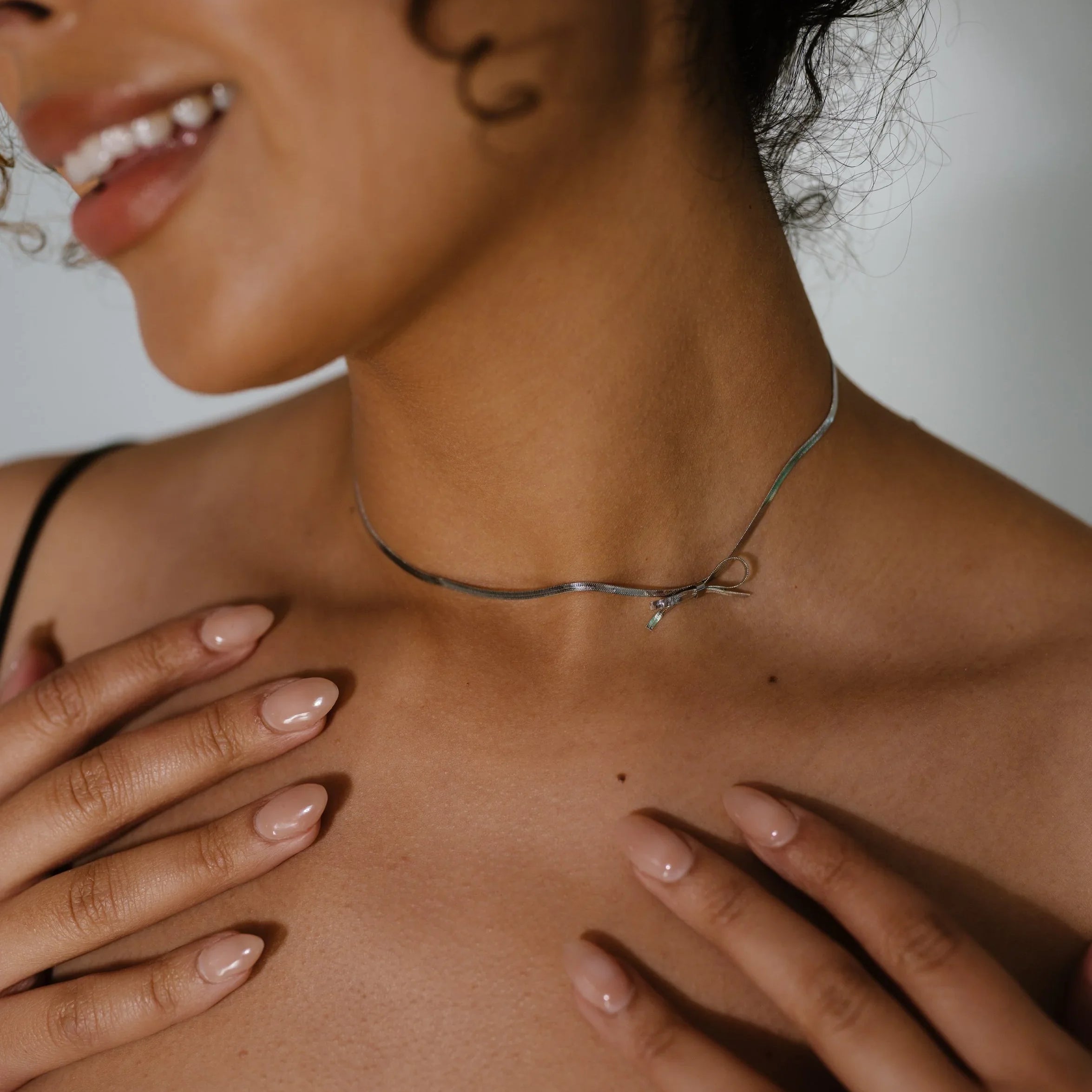 Knotty List Choker Necklace
