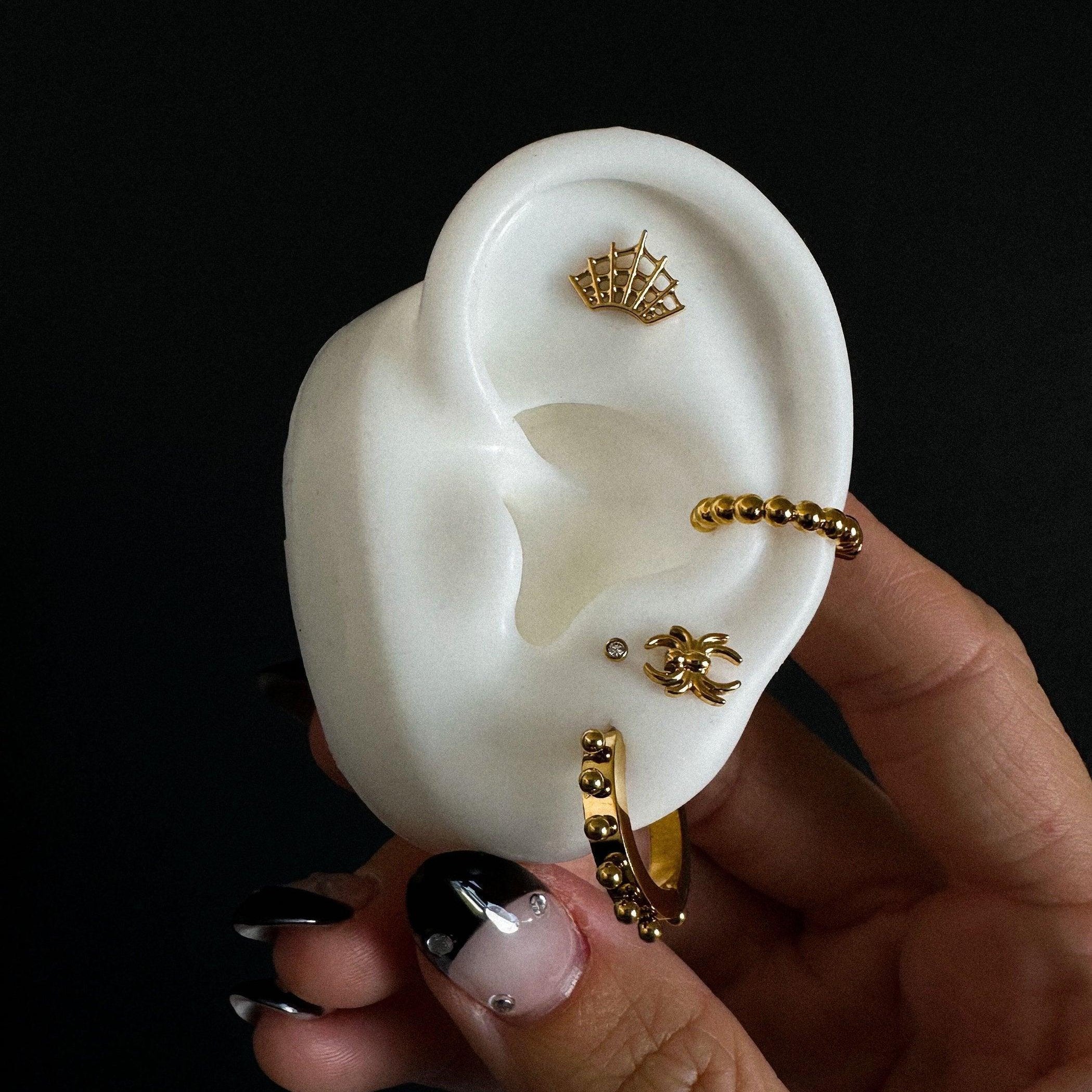 Spiderweb Flat Back Stud