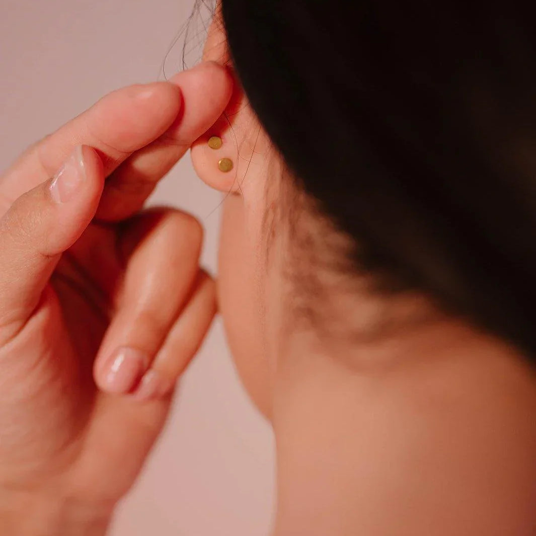 Tear Drop Flat Back Stud