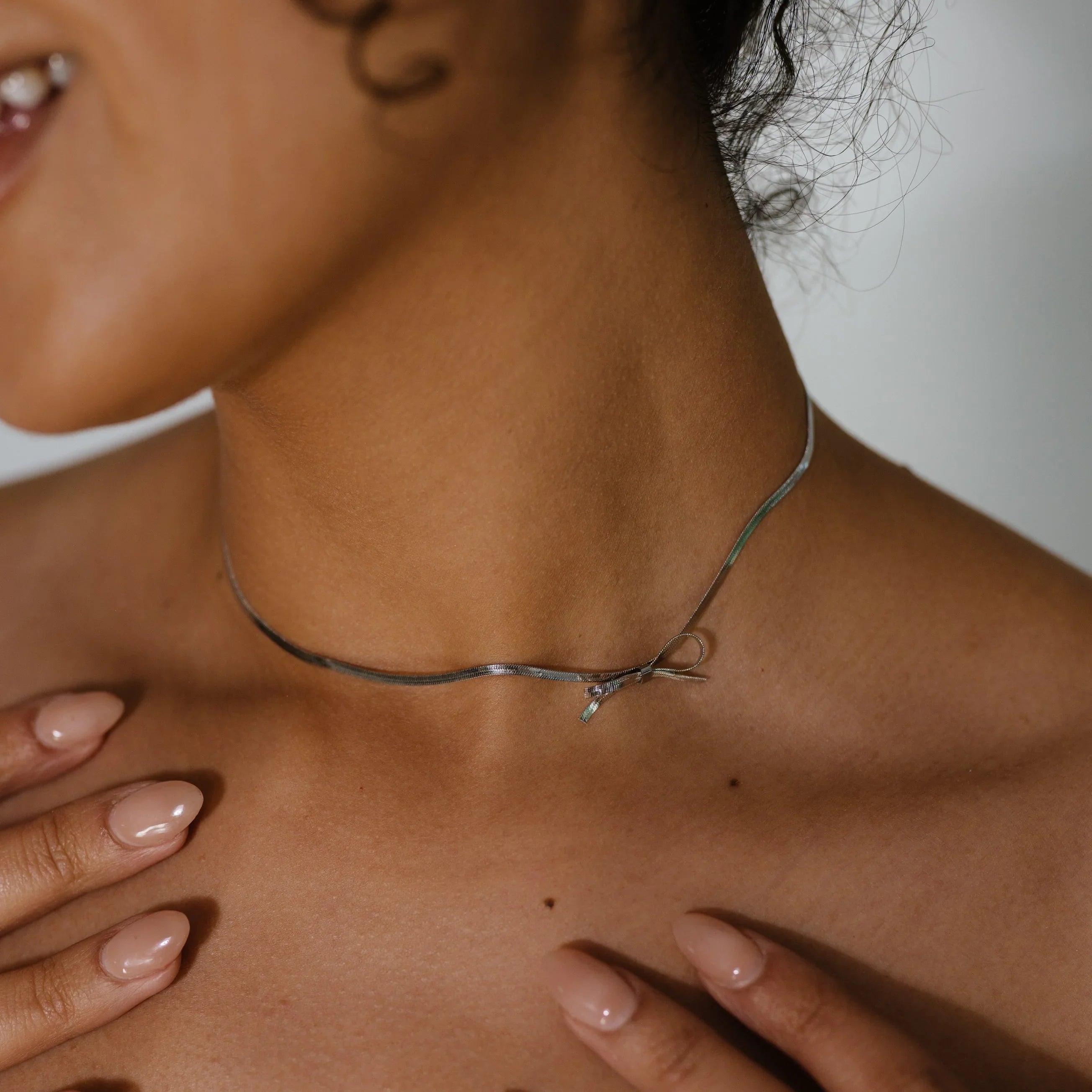 Knotty List Choker Necklace