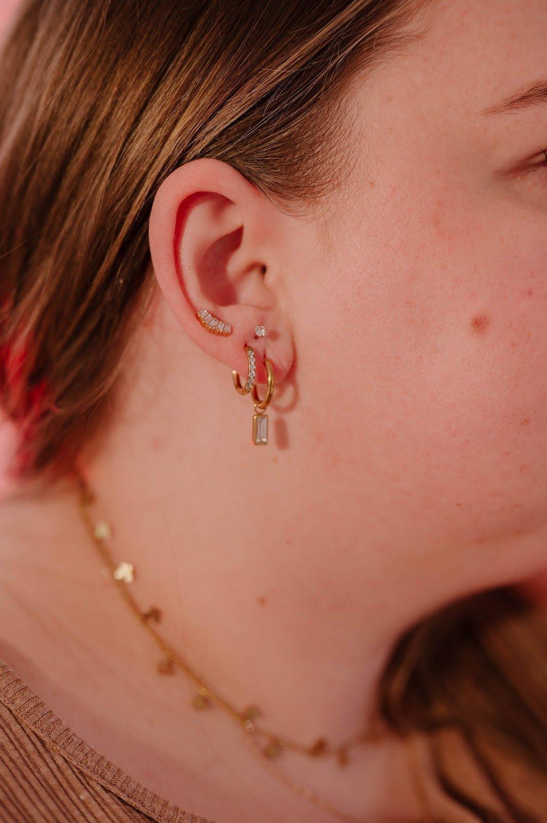 Solitaire 3mm Flat Back Stud