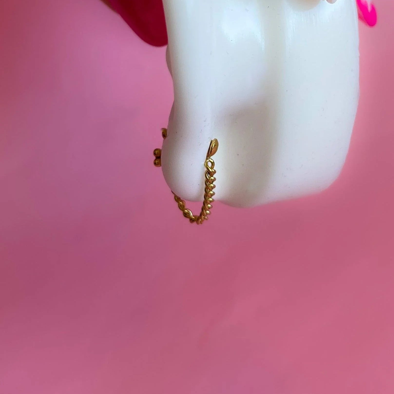 Flat Back Stud Connector Chain