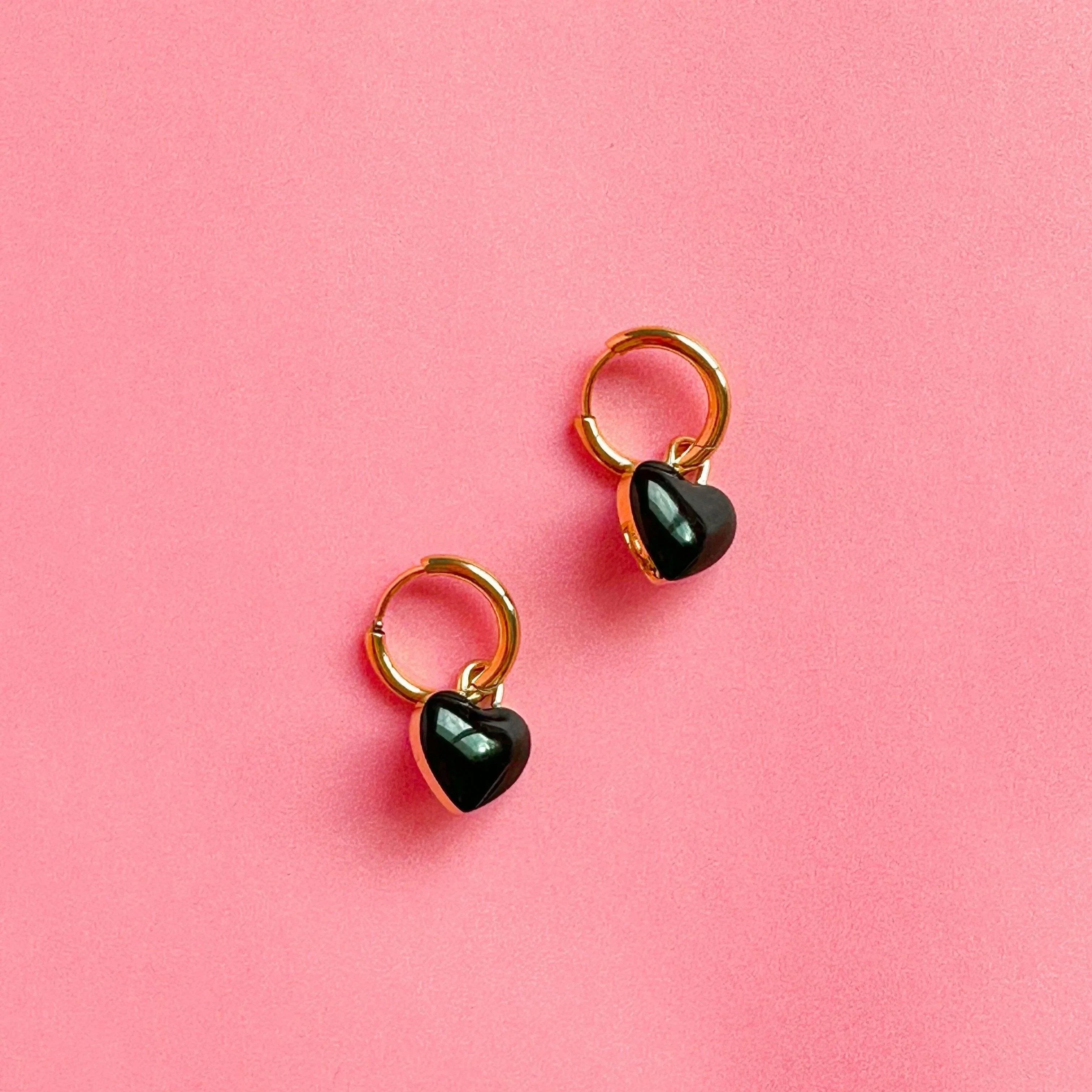 Cold, Dead Heart Hoops | Cords Club